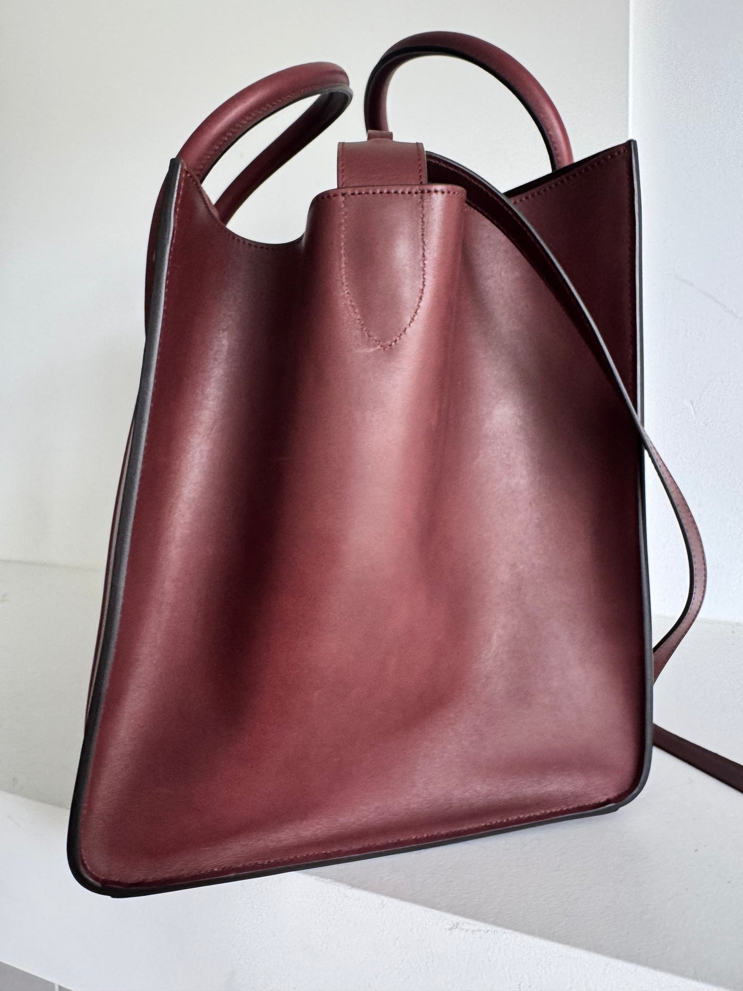 Celine medium phantom luggage bag, burgundy