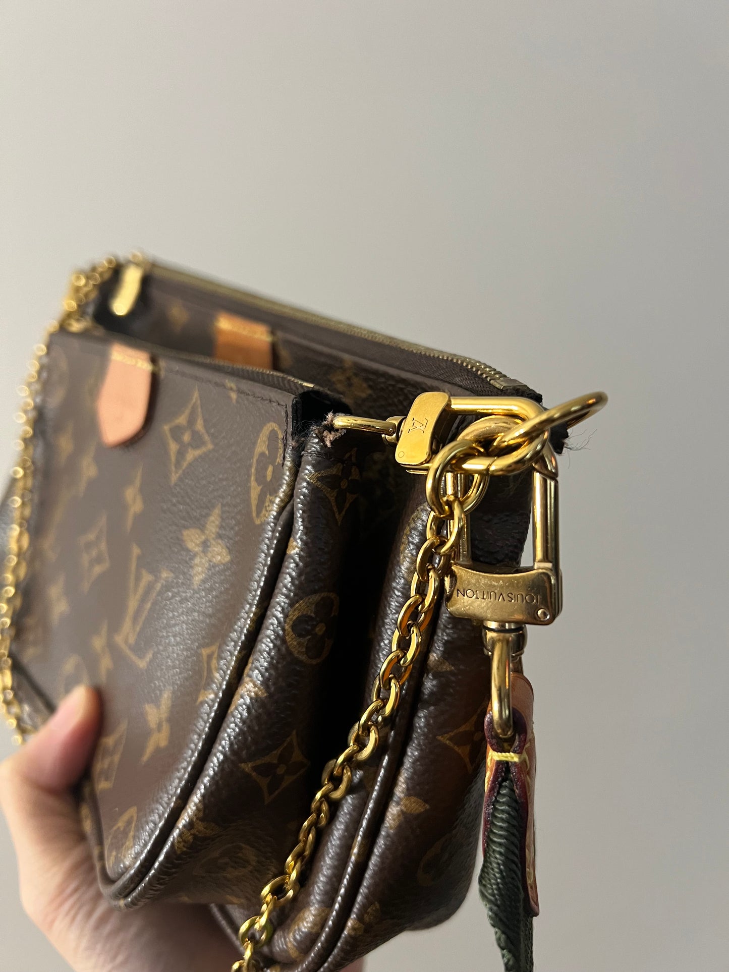 Louis Vuitton multi pochette monogram, kakhi strap