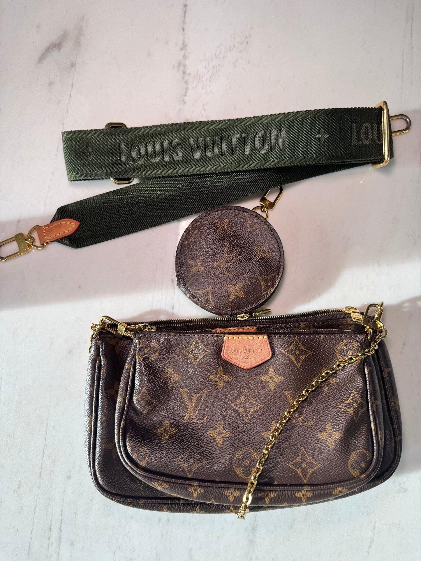 Louis Vuitton multipochette khaki