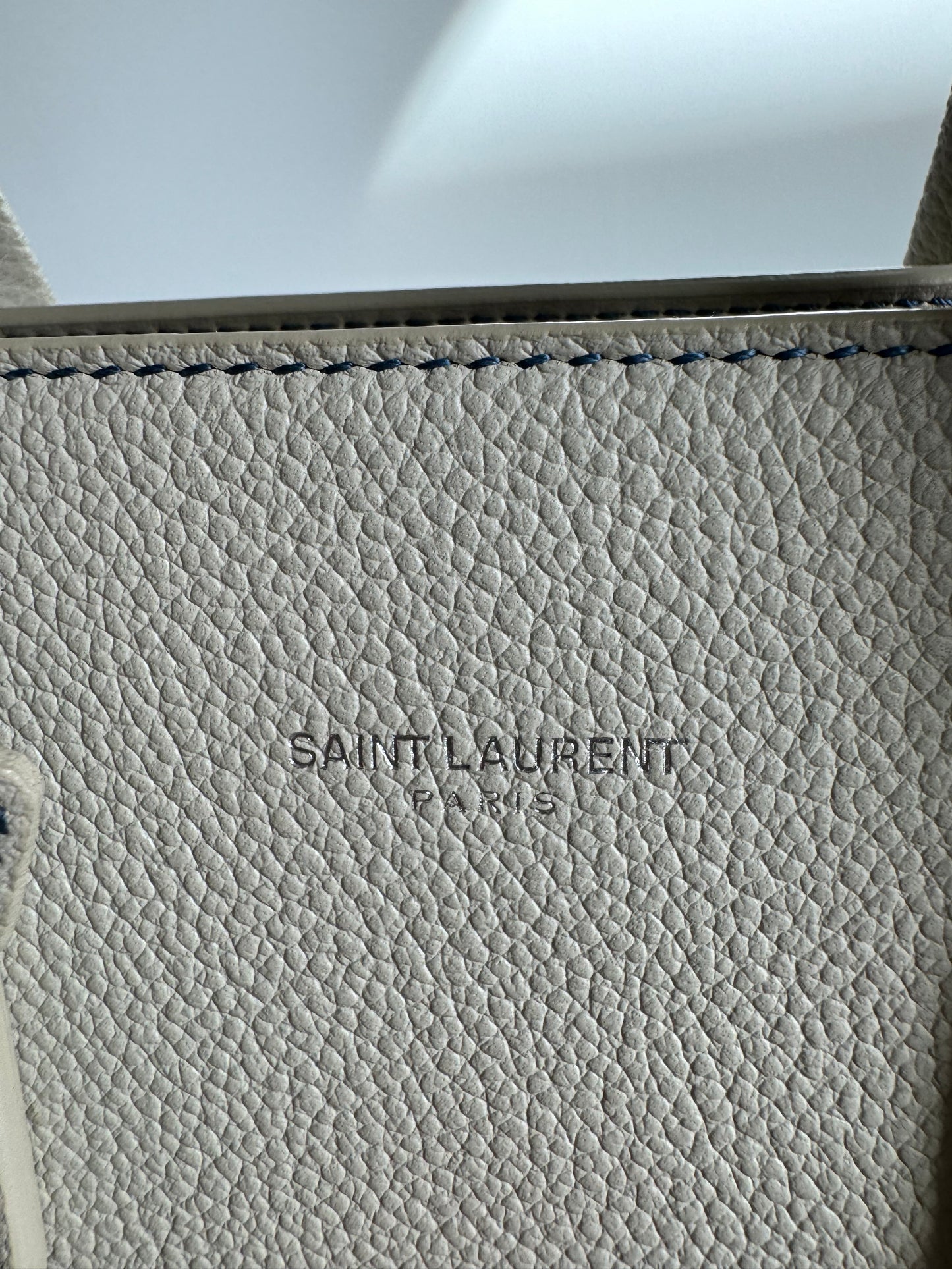 Saint laurent sac de jour baby, vintage white
