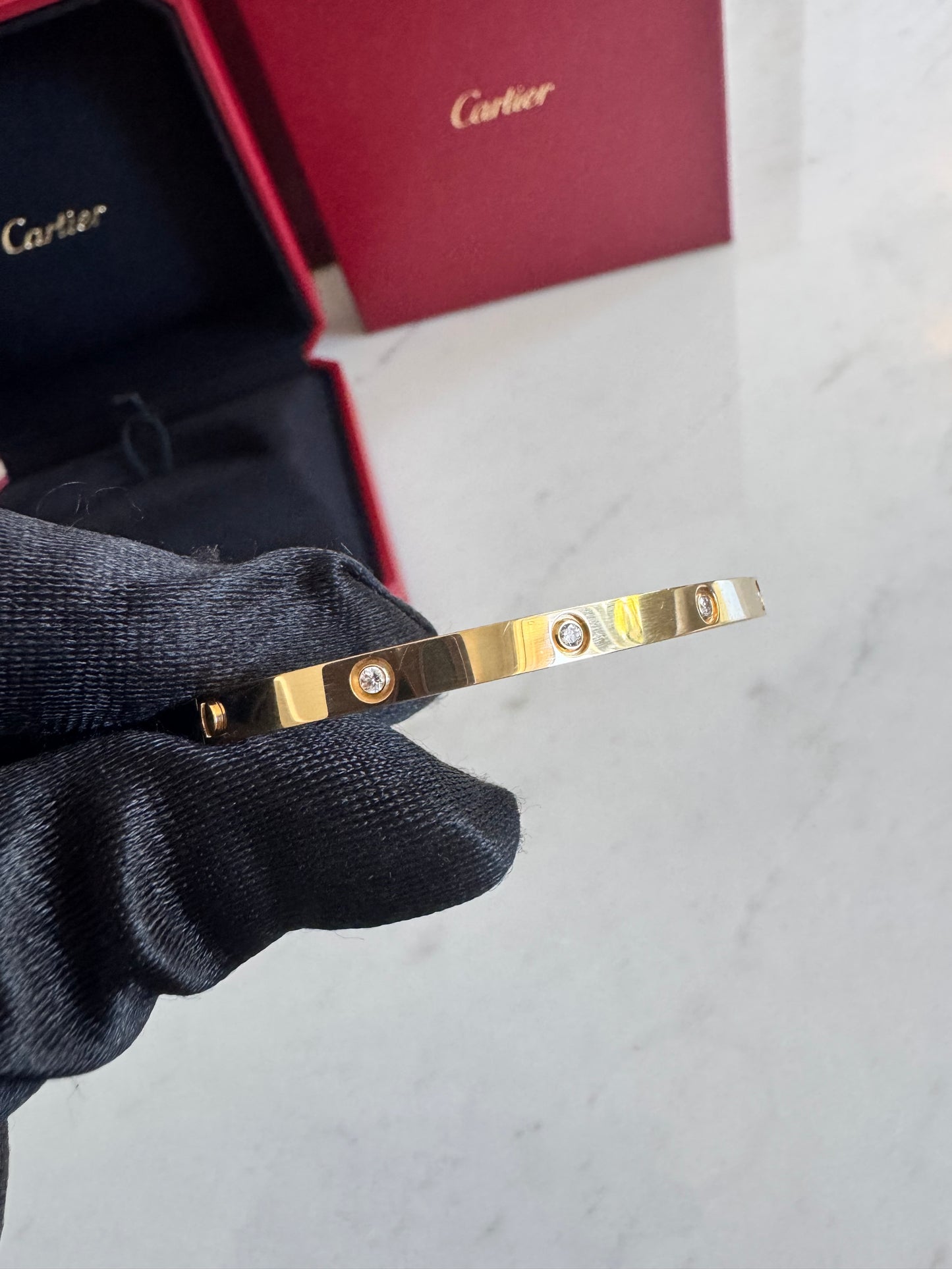 Cartier love bracelet small model 10 diamonds