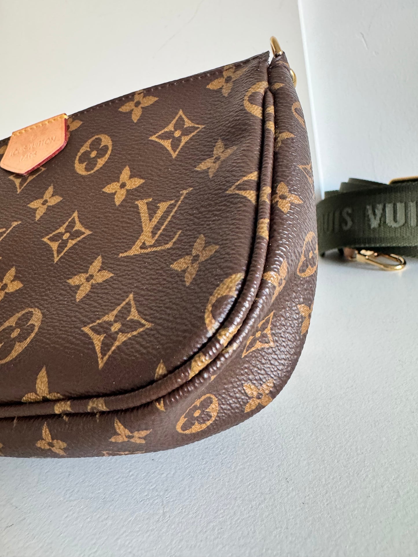 Louis Vuitton Monogram Multipochette