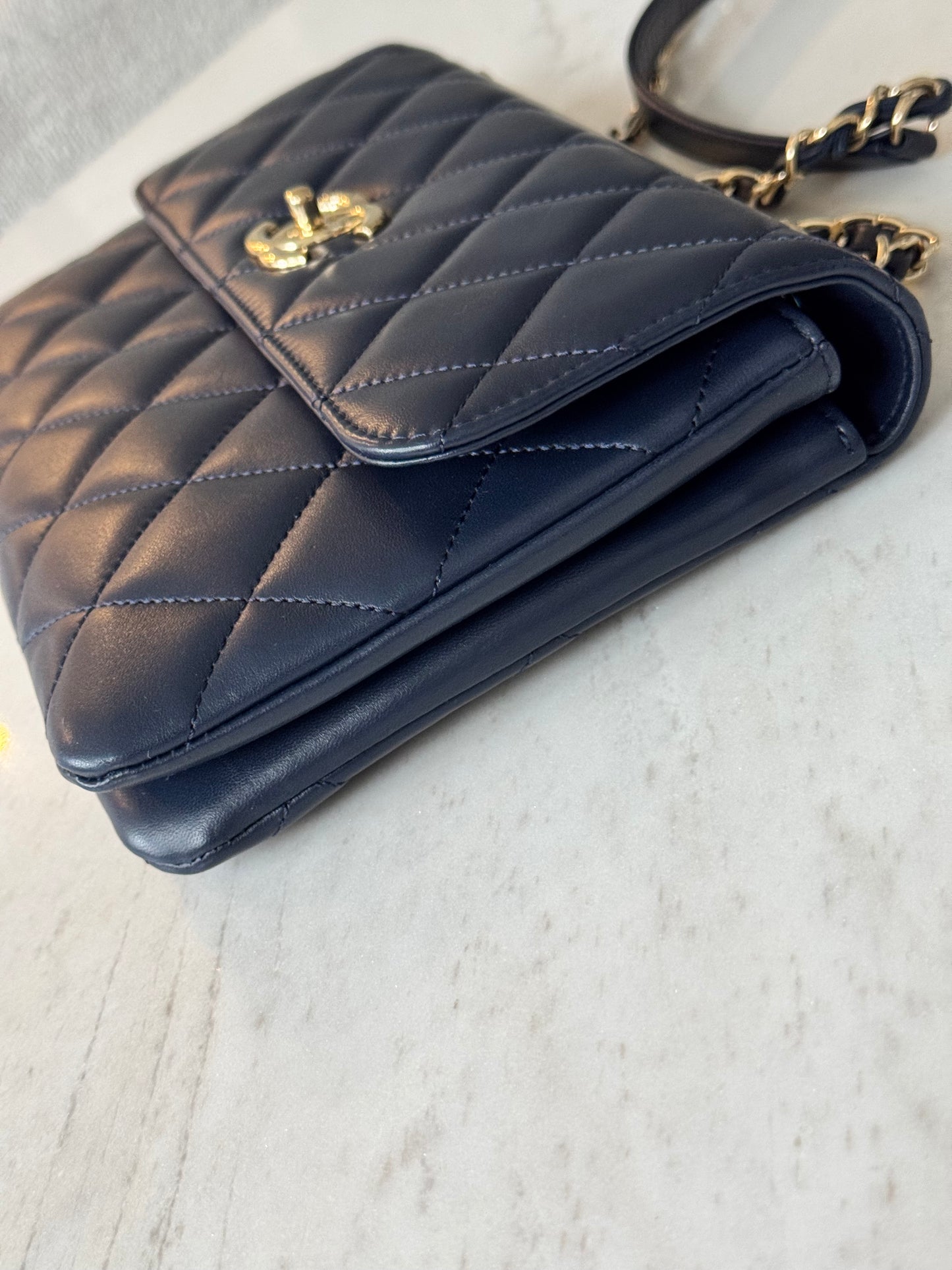Chanel Lambskin Quilted Medium Trendy CC Flap Navy