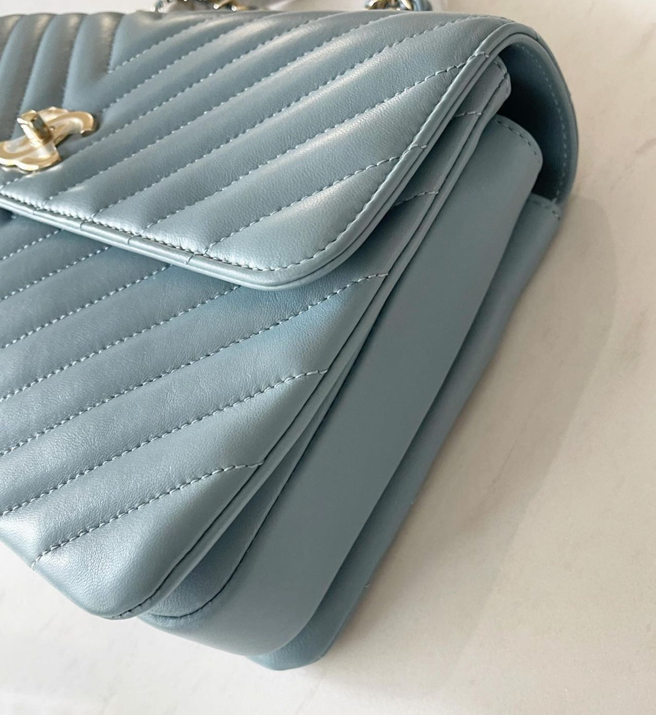 Chanel lambskin medium chevron trendy top handle