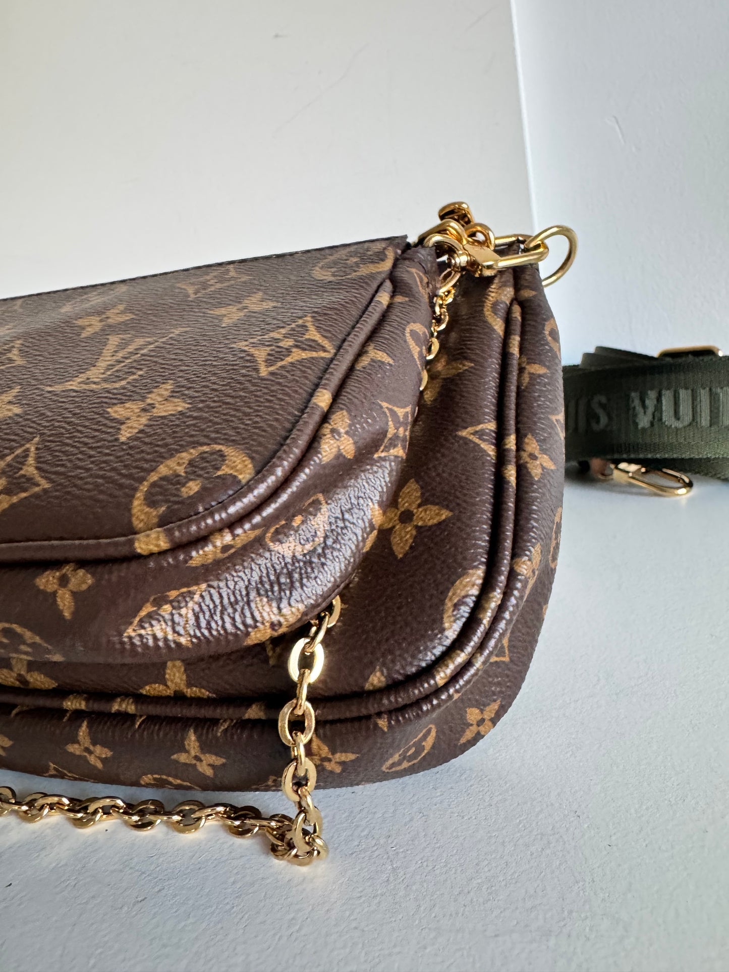 Louis Vuitton Monogram Multipochette