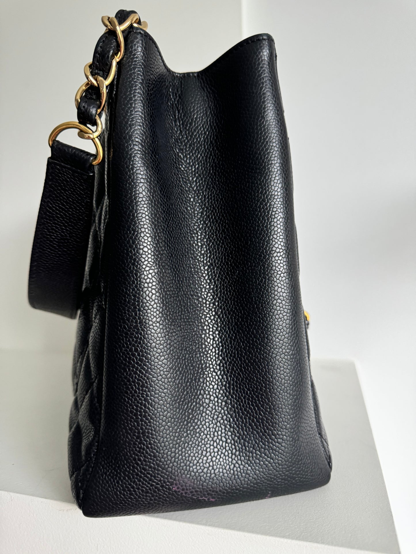 Chanel Caviar GST Bag. GHE