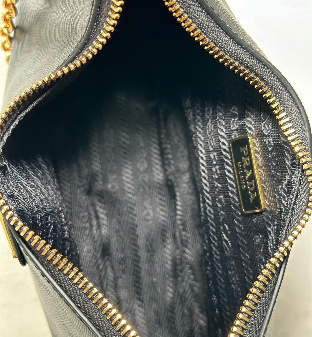 Prada Re edition 2005 Leather