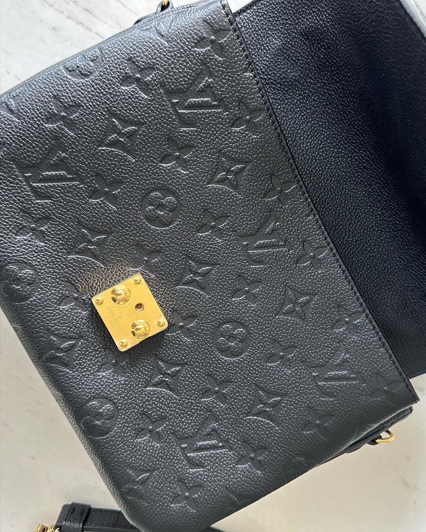Louis Vuitton black Métis empriente bag