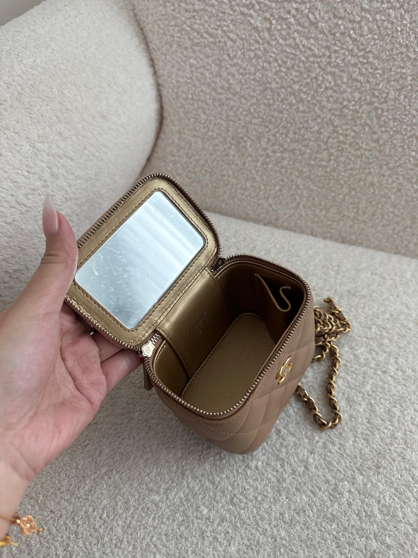 Chanel Mini Vanity On Chain
