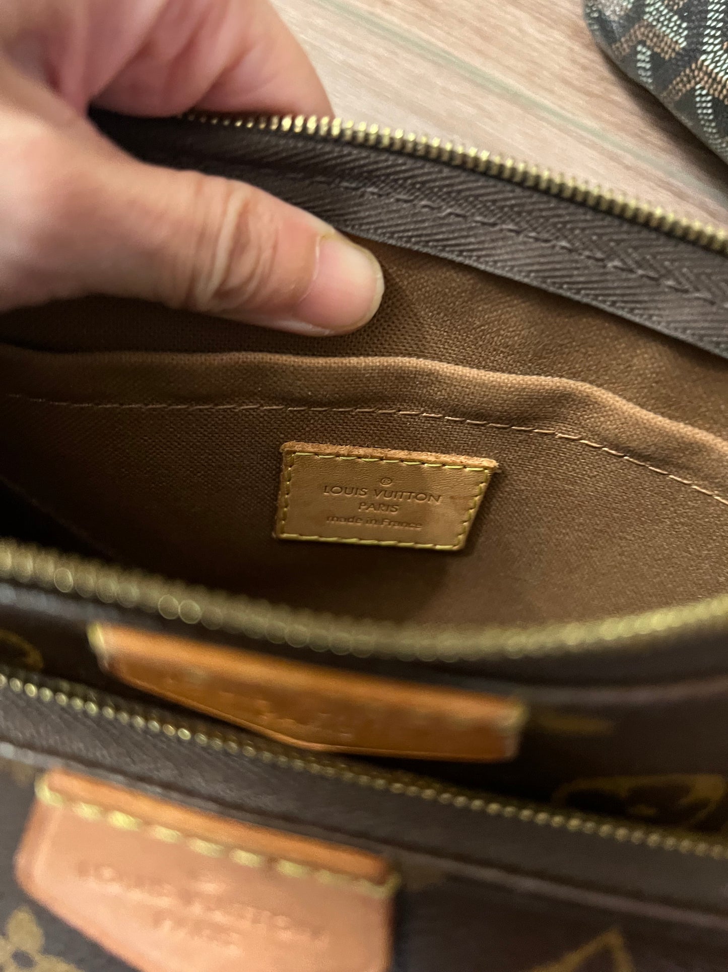 Louis Vuitton multi pochette monogram, kakhi strap