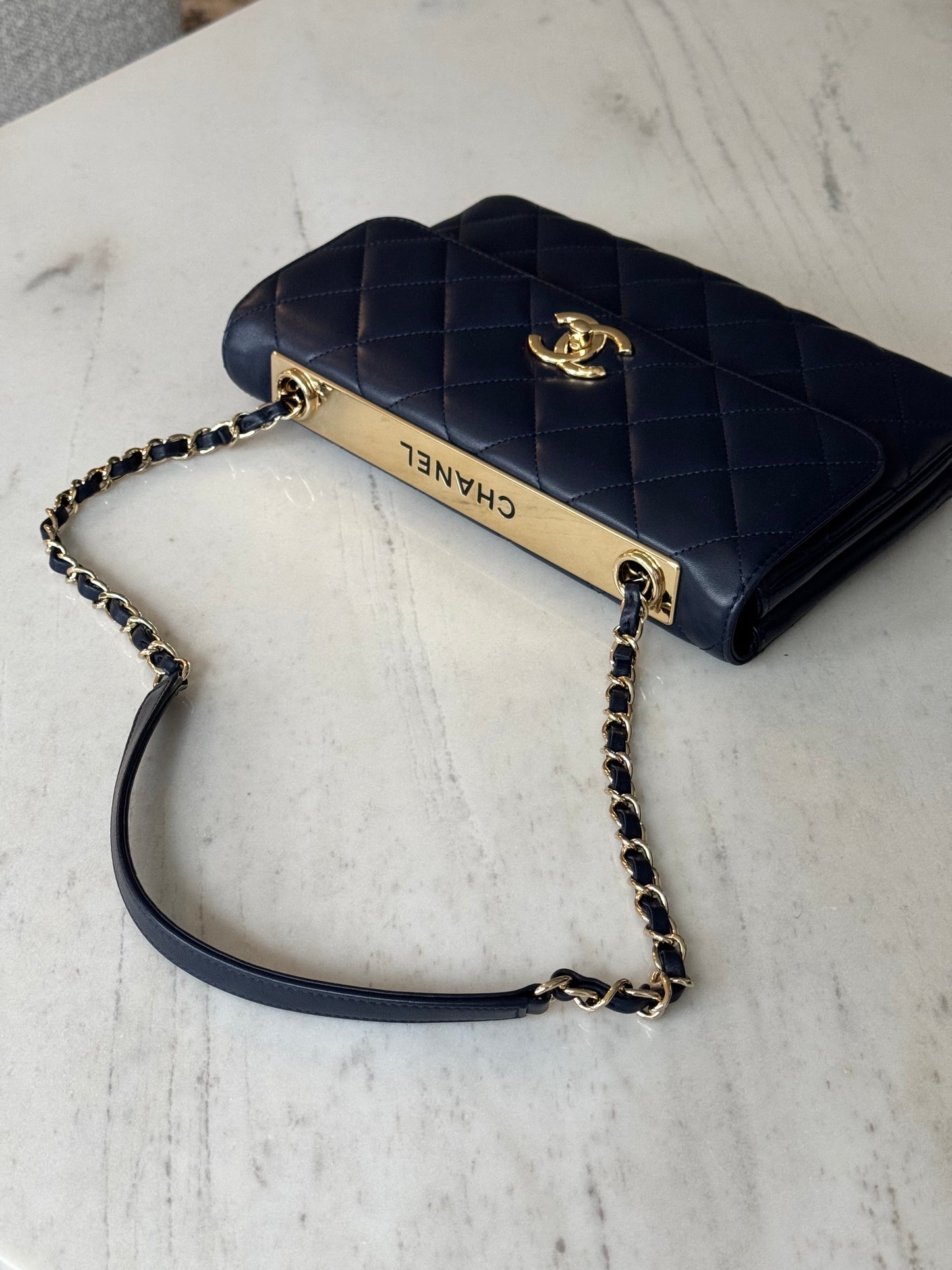 Chanel Lambskin Quilted Medium Trendy CC Flap Navy