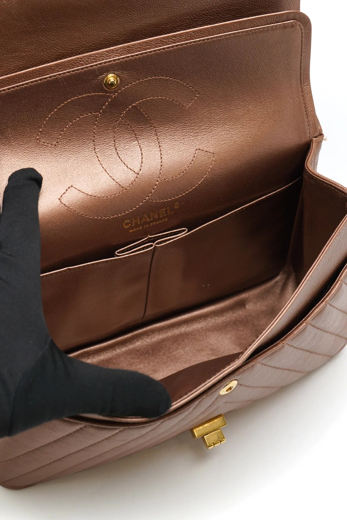 Chanel Metallic Calfskin Chevron Quilted 2.55 Reissue 226 Flap Gold