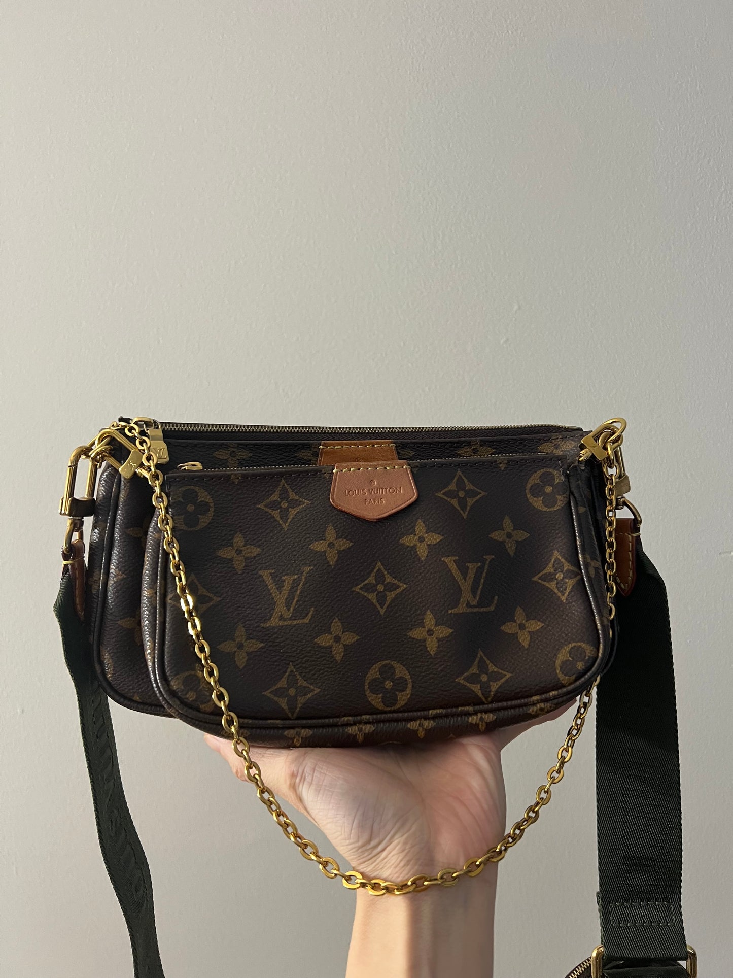 Louis Vuitton multi pochette monogram, kakhi strap