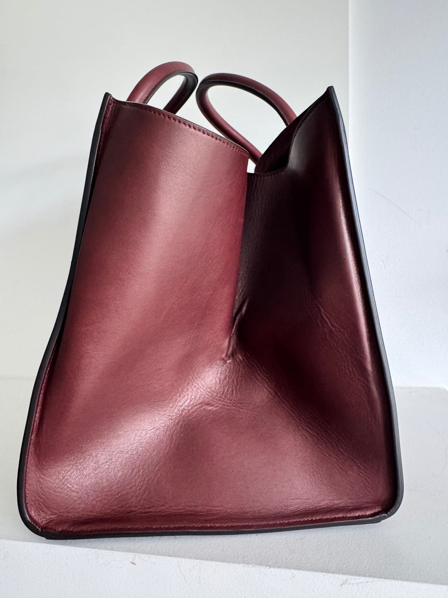Celine medium phantom luggage bag, burgundy