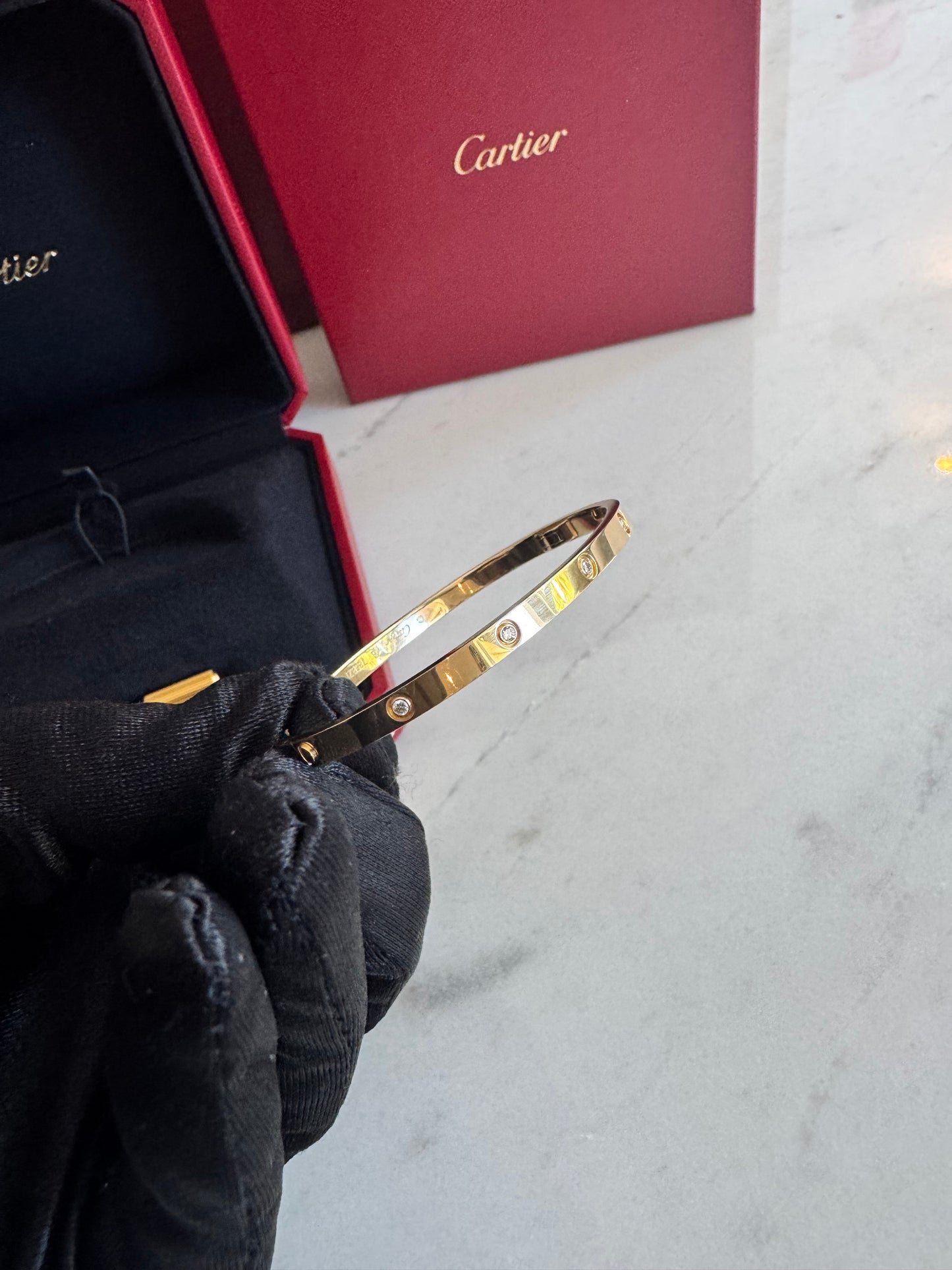 Cartier love bracelet small model 10 diamonds