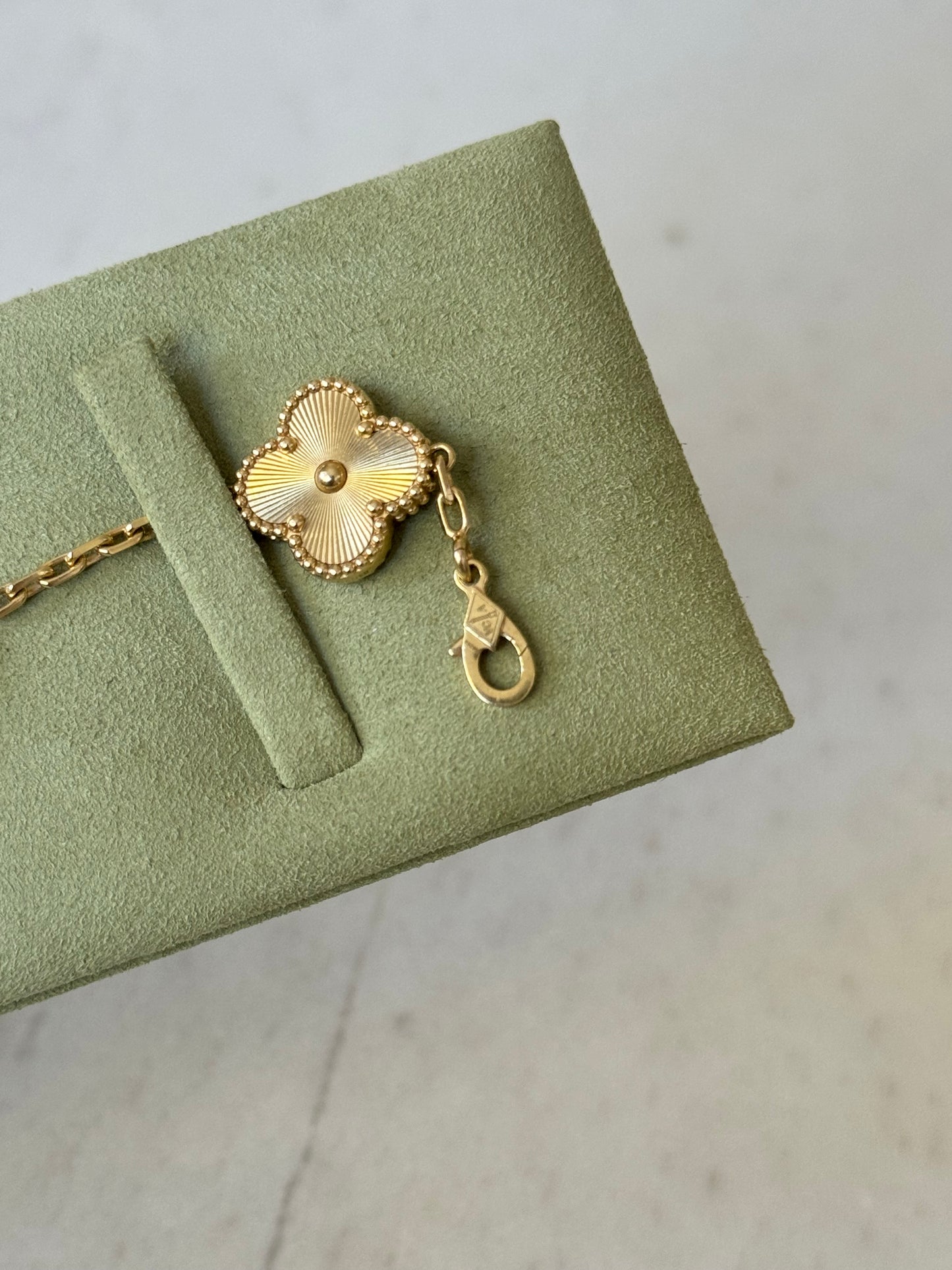 Van Cleef Vintage Alhambra 5 motif Guilloche Bracelet