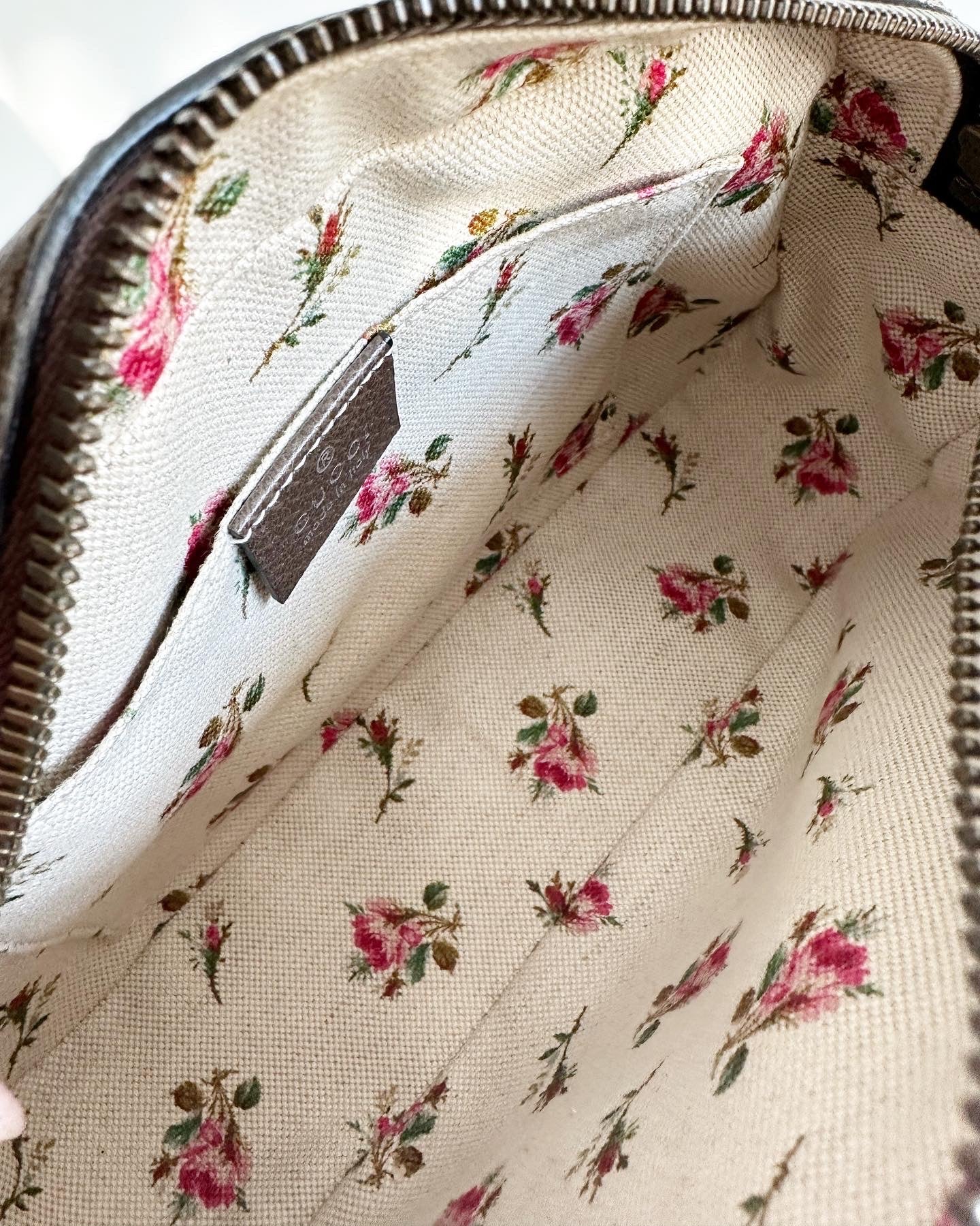 GUCCI Neo Vintage GG Supreme leather-canvas shoulder bag