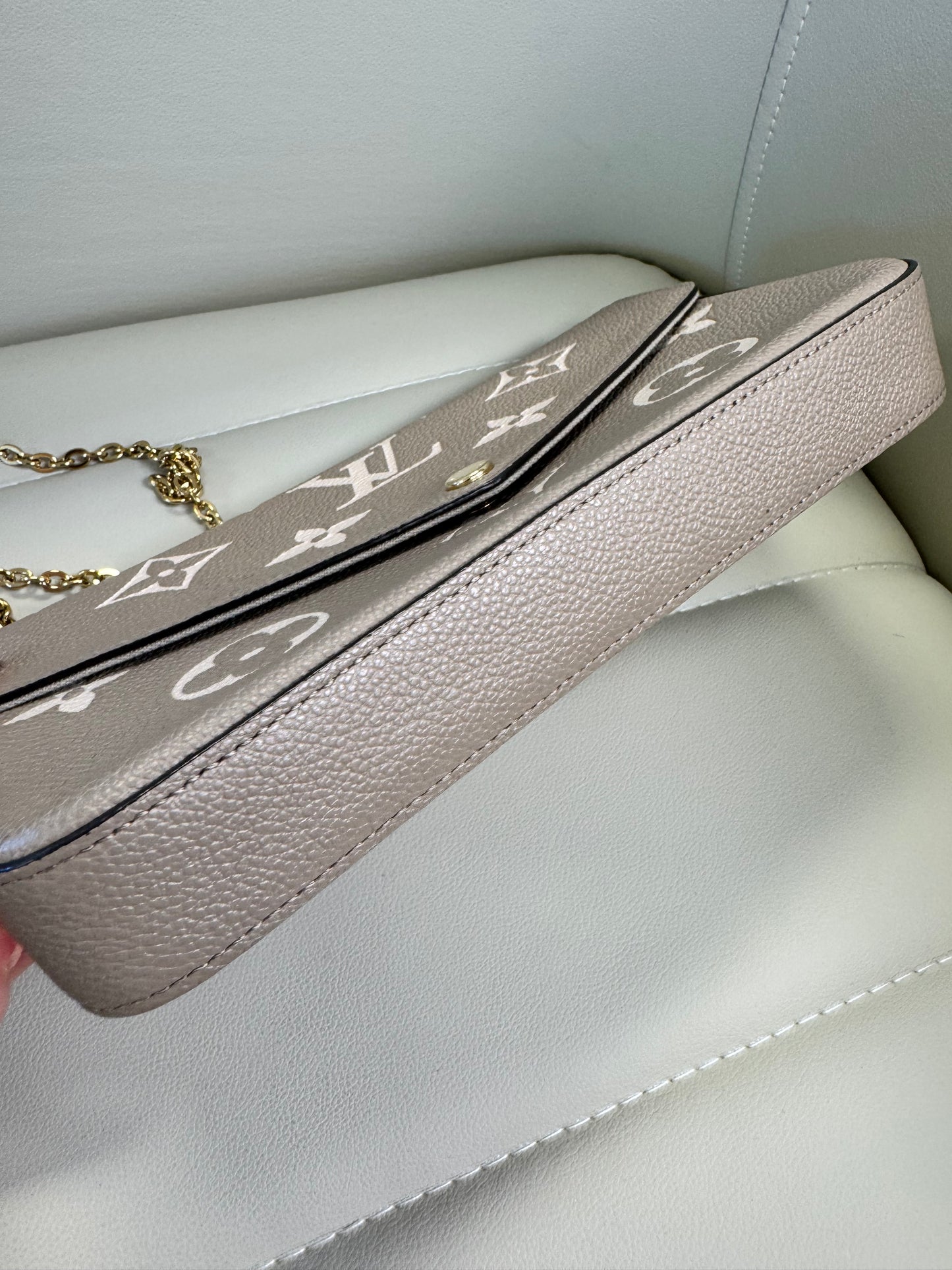 Louis Vuitton Empreinte Monogram Felicie Pochette, Turtle Dove