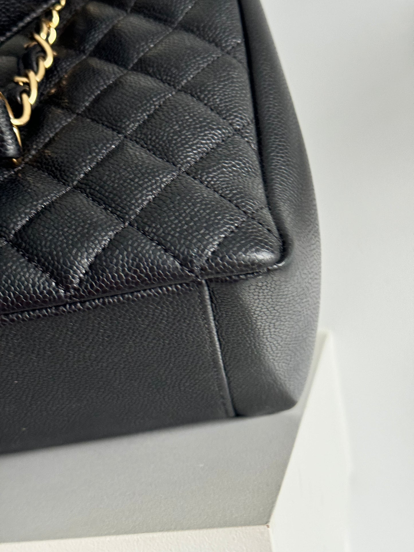 Chanel Caviar GST Bag. GHE