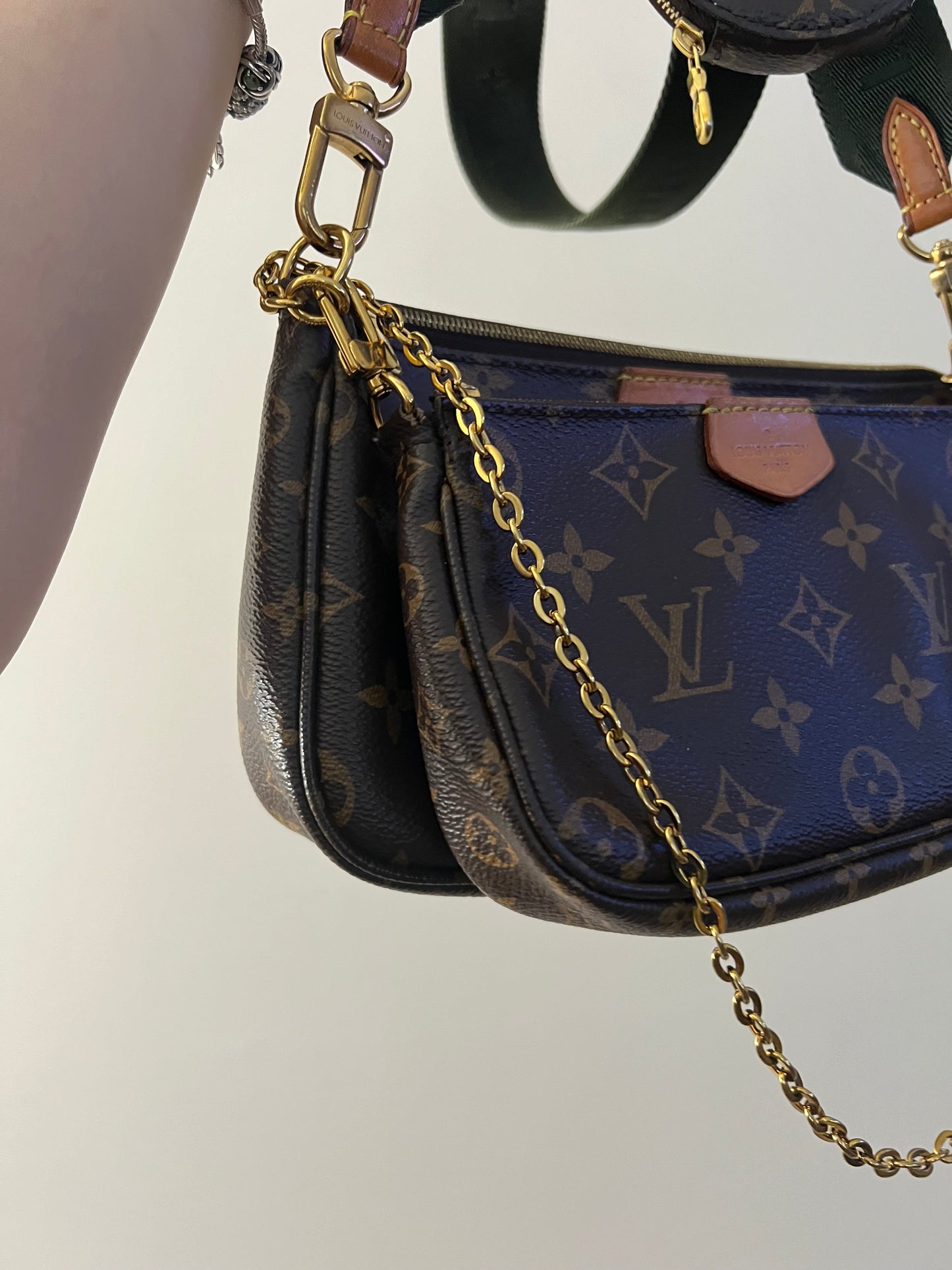 Louis Vuitton multi pochette monogram, kakhi strap