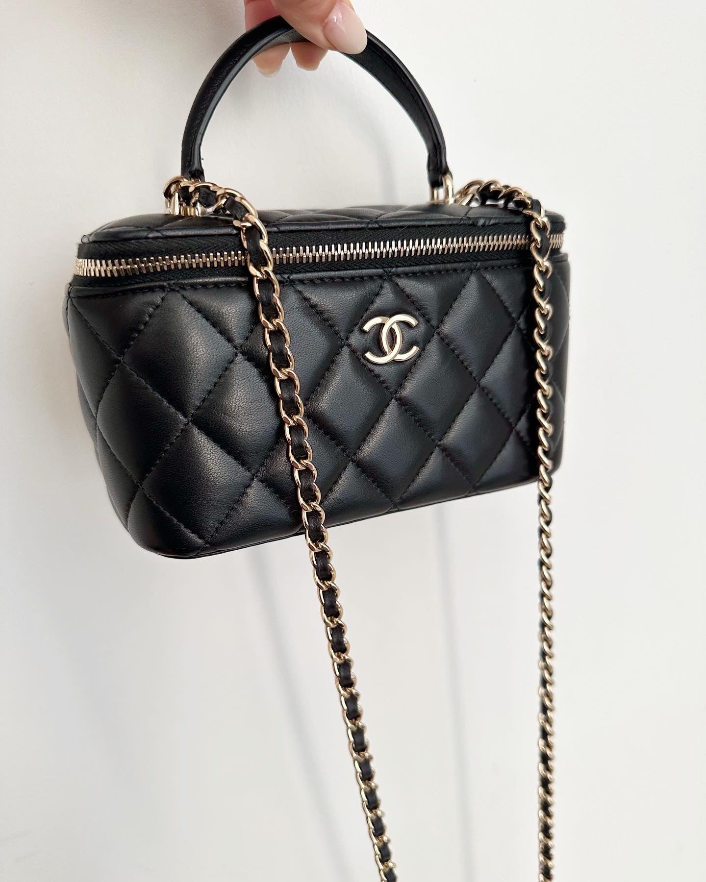 Chanel lambskin vanity with mirror LGHW
