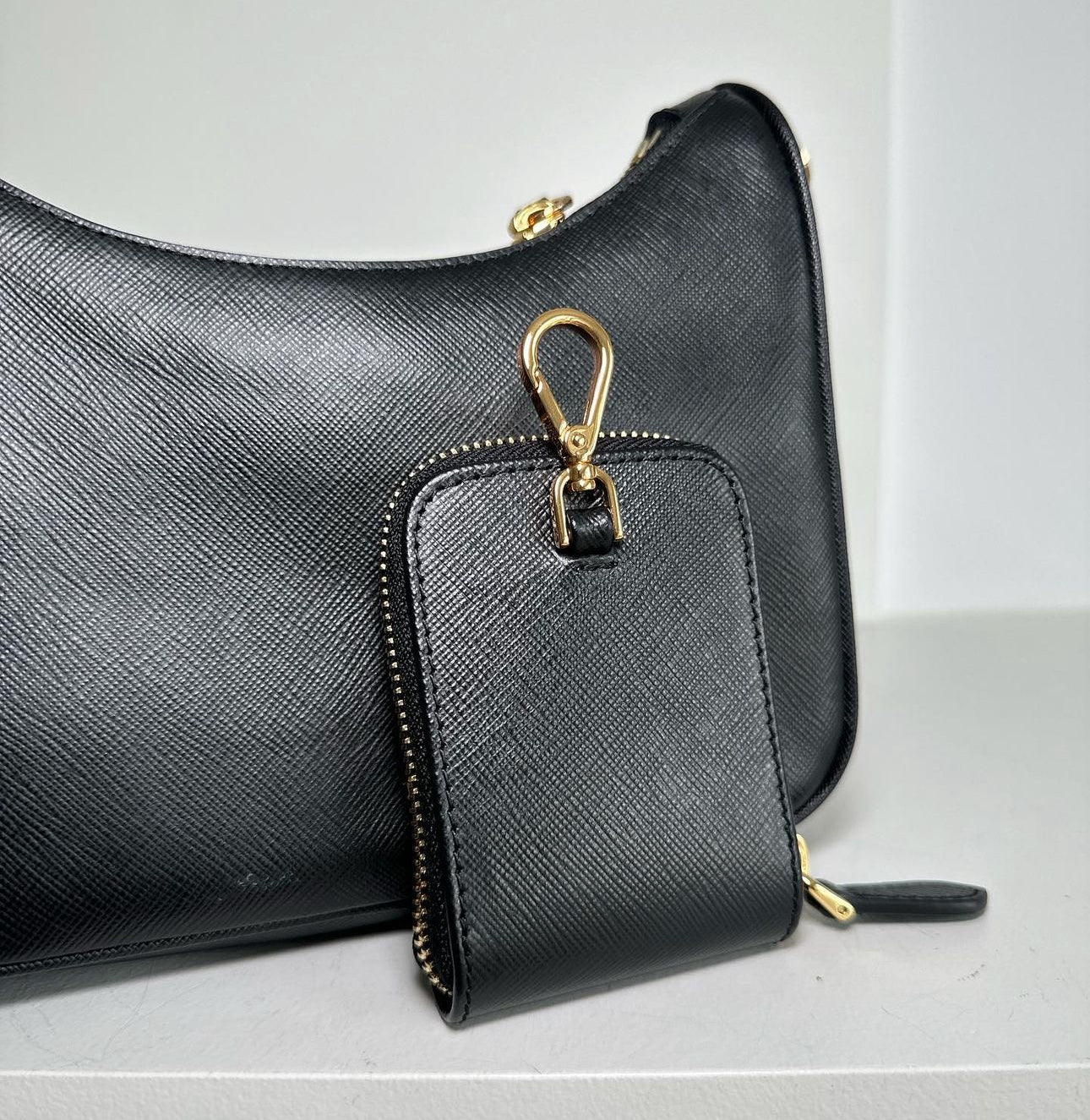 Prada Re edition 2005 Leather