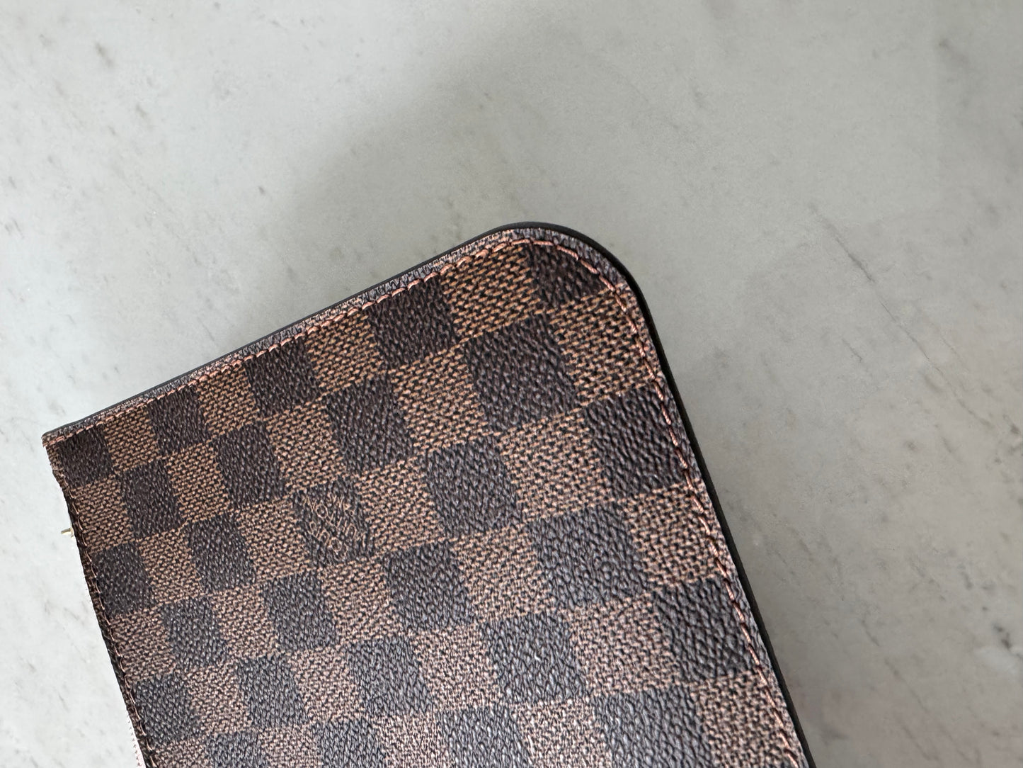 Louis Vuitton Pouch / Wristlet DE