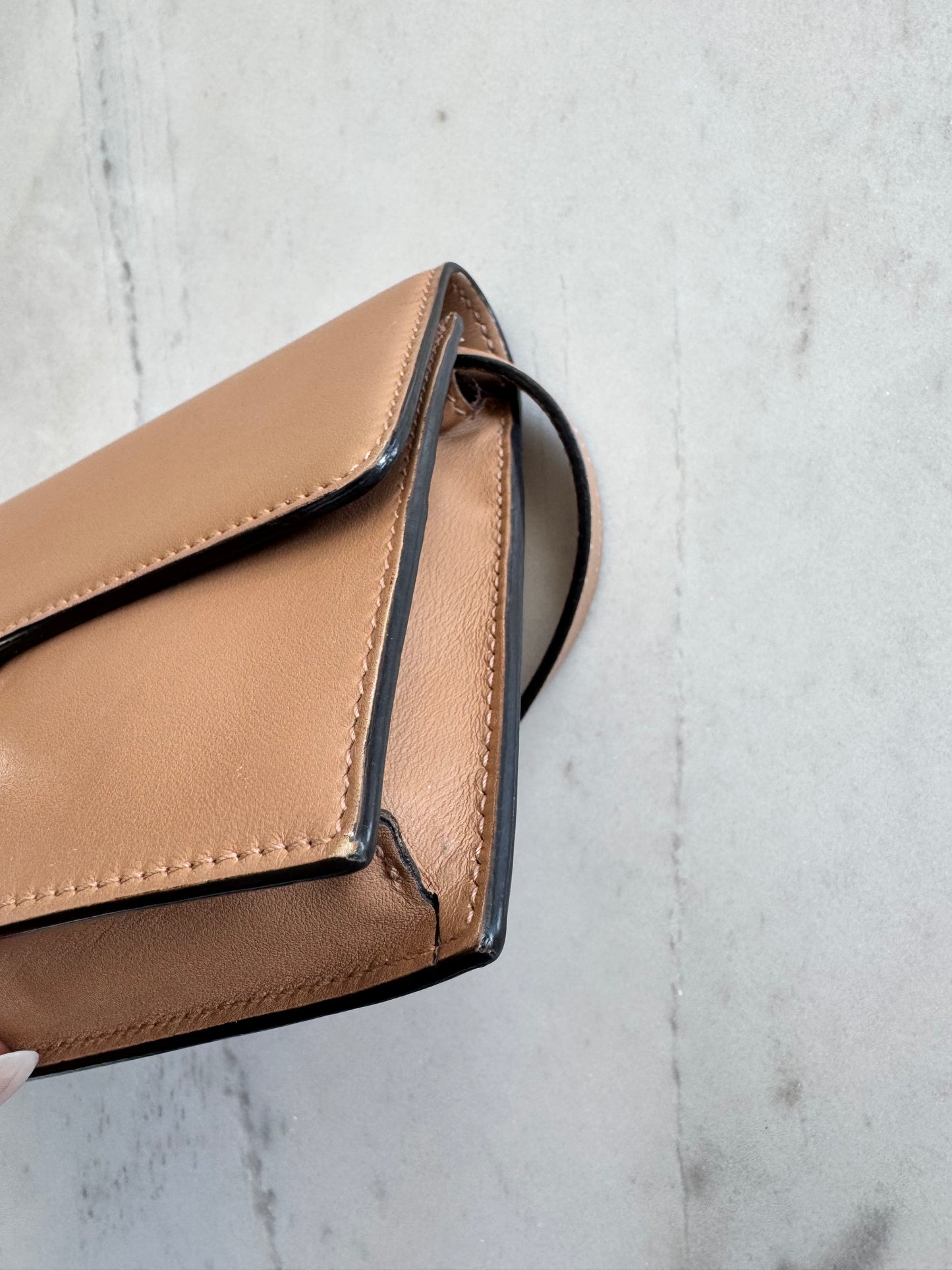 Gucci Beige Interlocking GG Crossbody Wallet on Strap