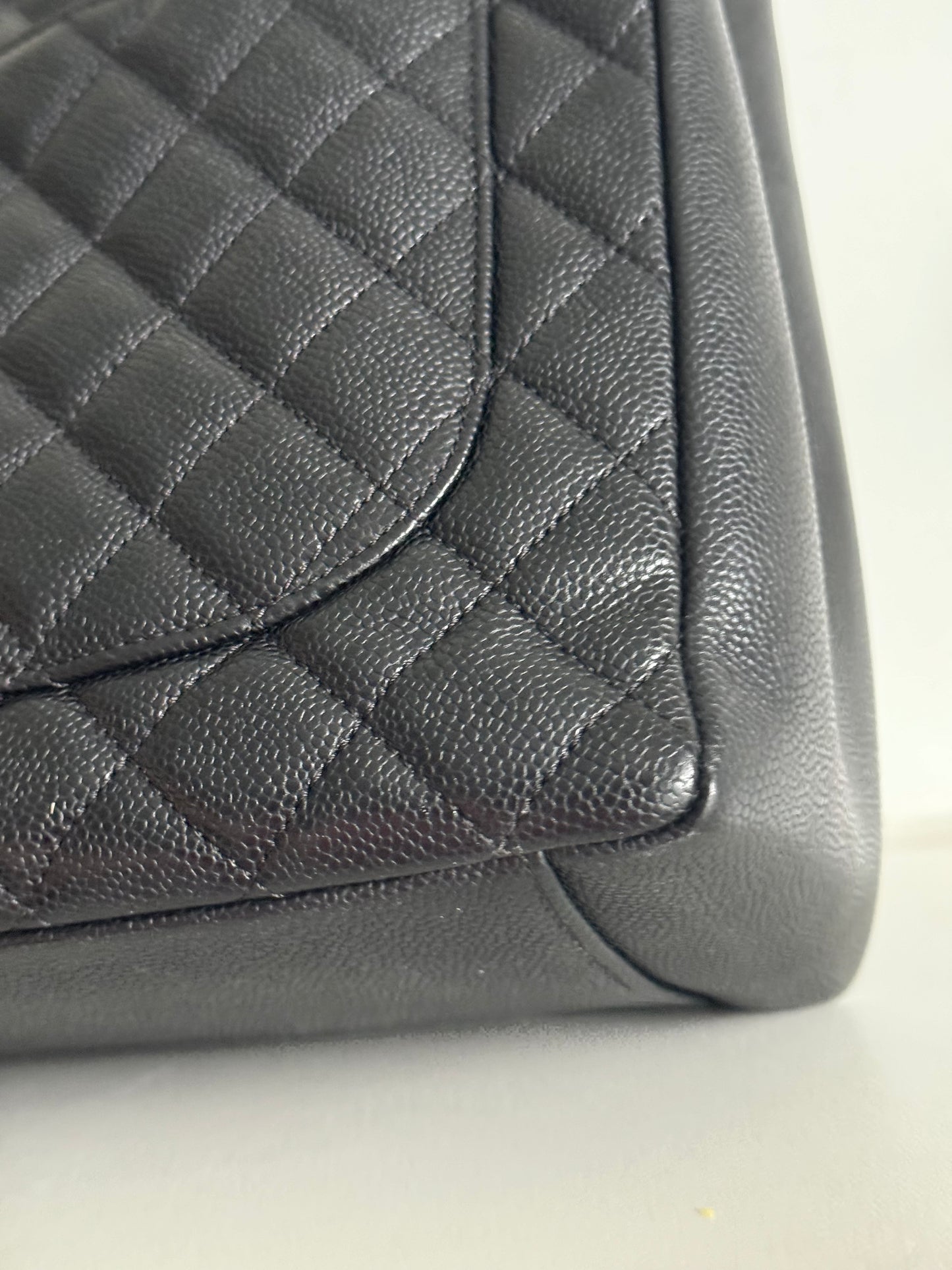 Chanel Caviar GST Bag. GHE