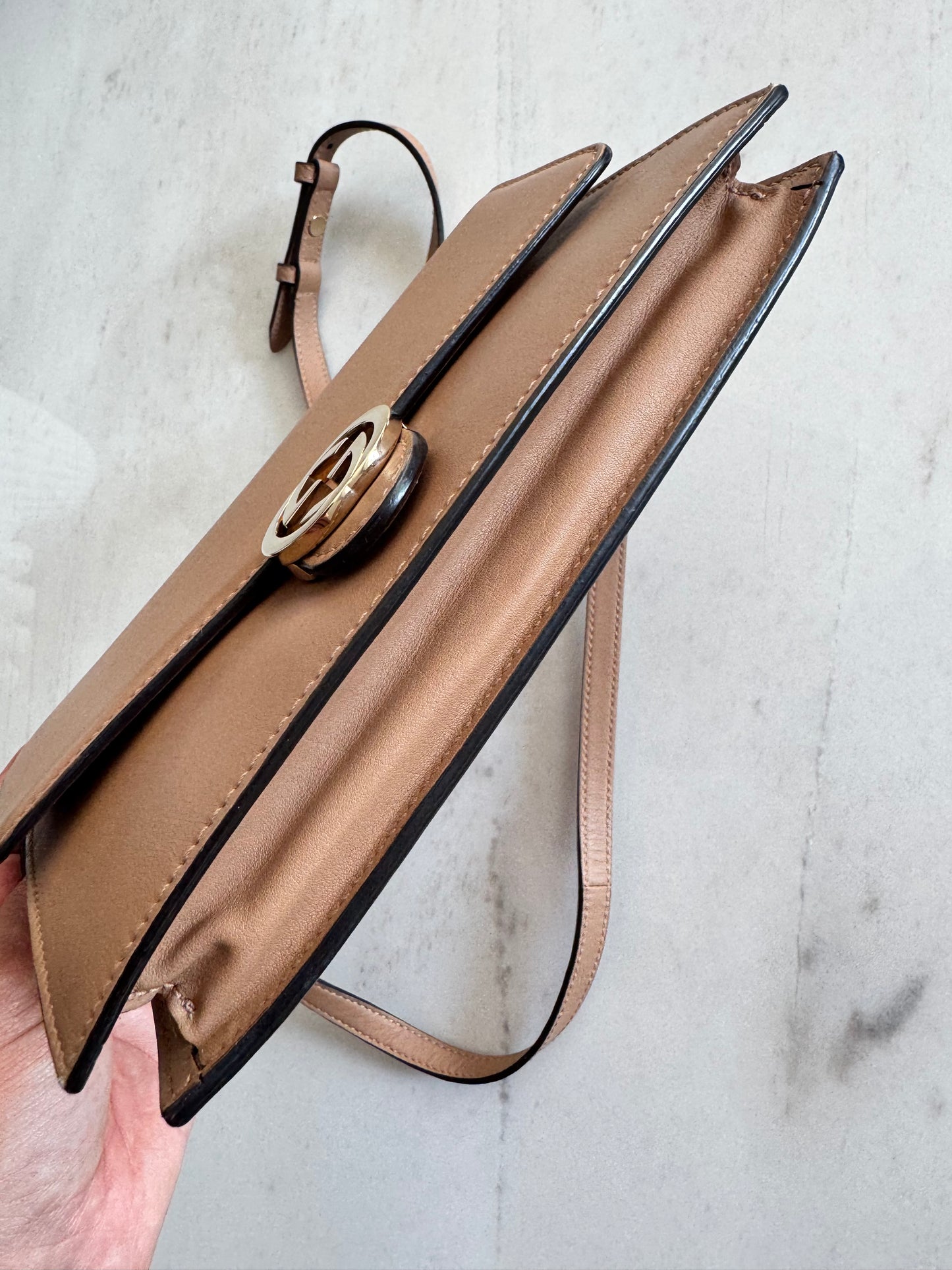 Gucci Beige Interlocking GG Crossbody Wallet on Strap