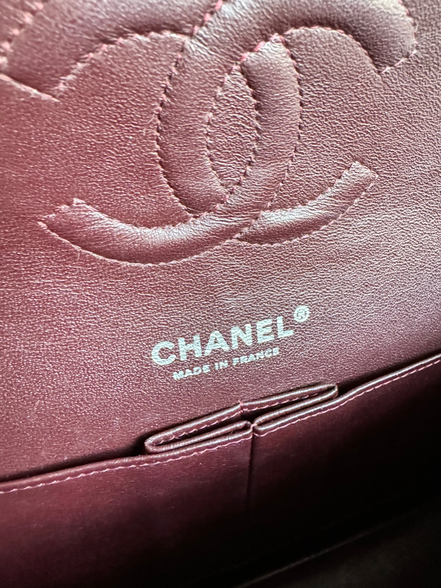 Chanel medium classic caviar flap w/shw