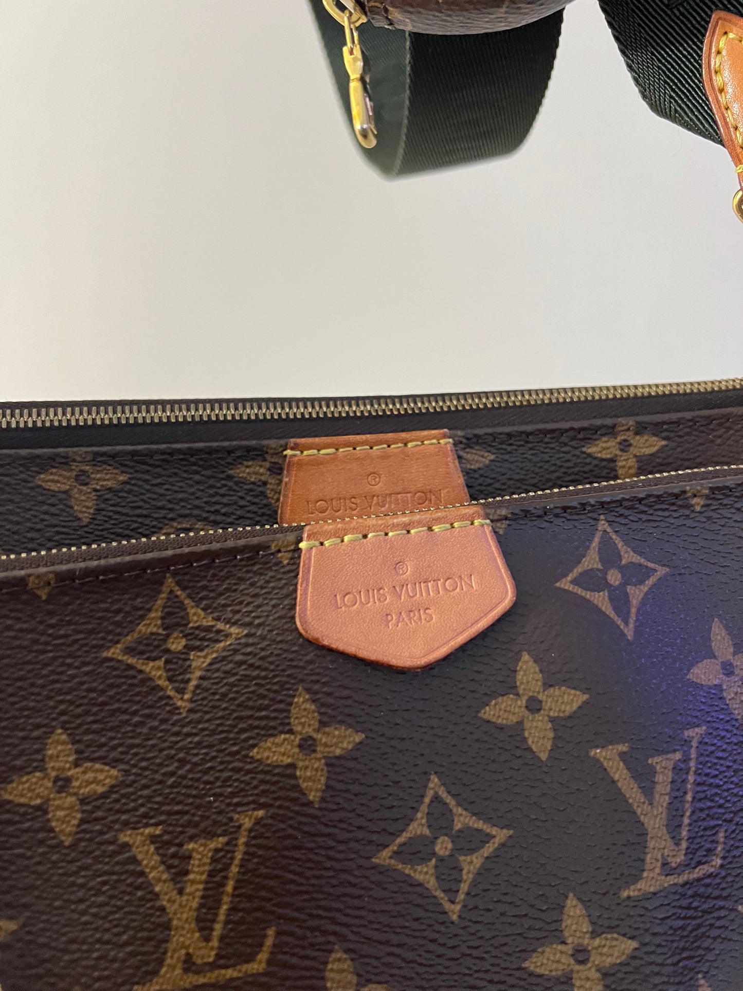 Louis Vuitton multi pochette monogram, kakhi strap