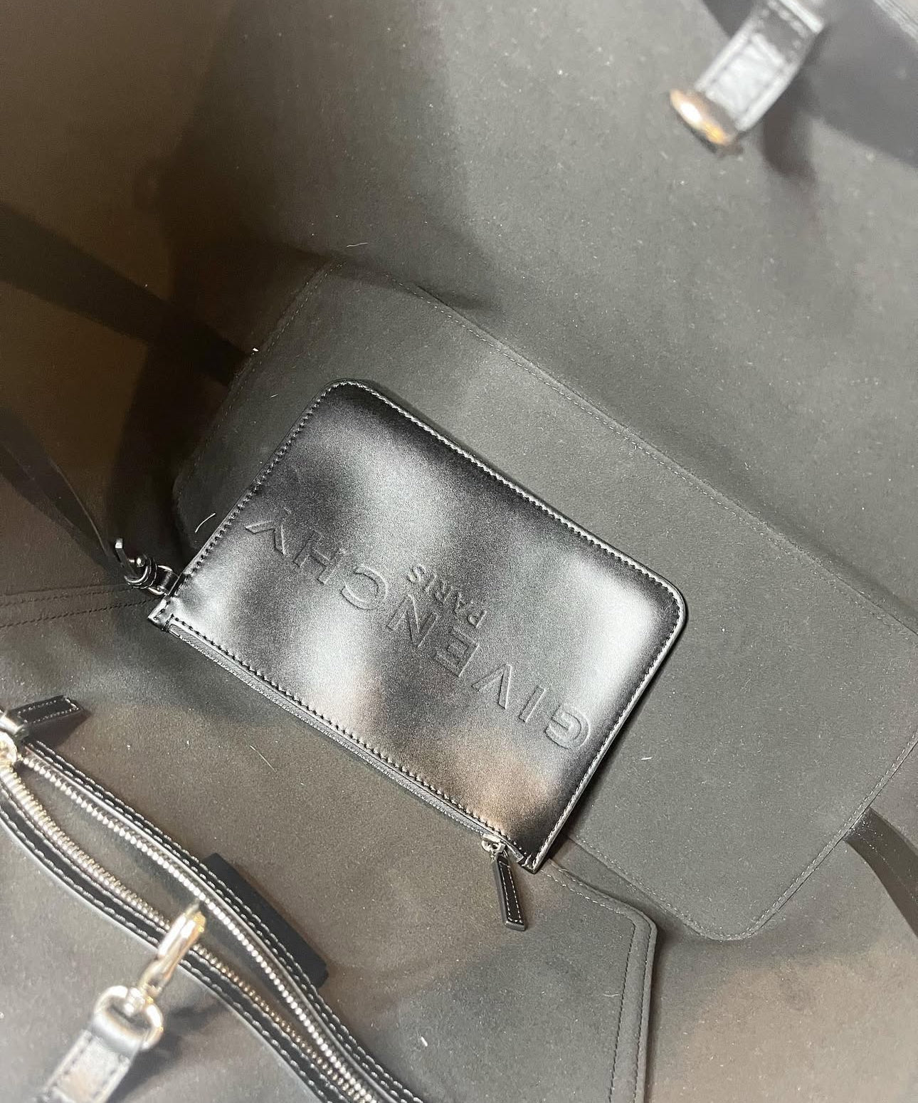 GIVENCHY Calfskin Antigona Whip-Stitch Handle Tote Bag