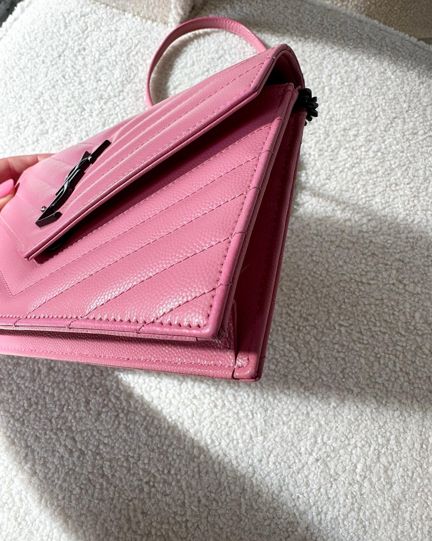 Saint Laurent Pink wallet on chain