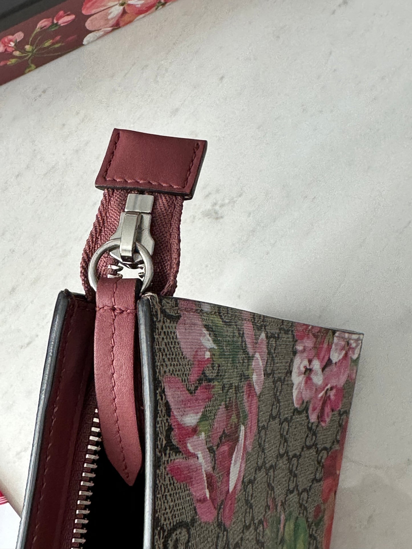 Gucci blooms toiletry large siye