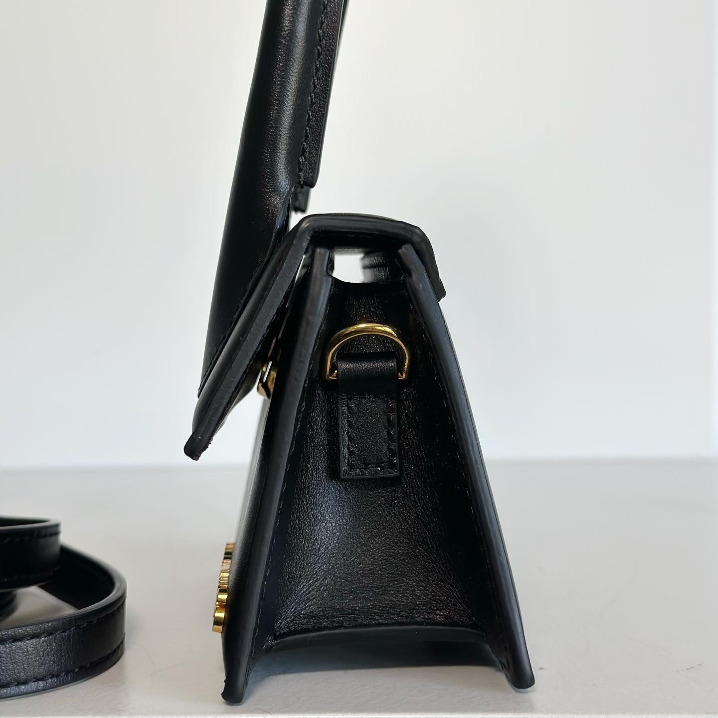 Jacquemus le chiquito bag. black