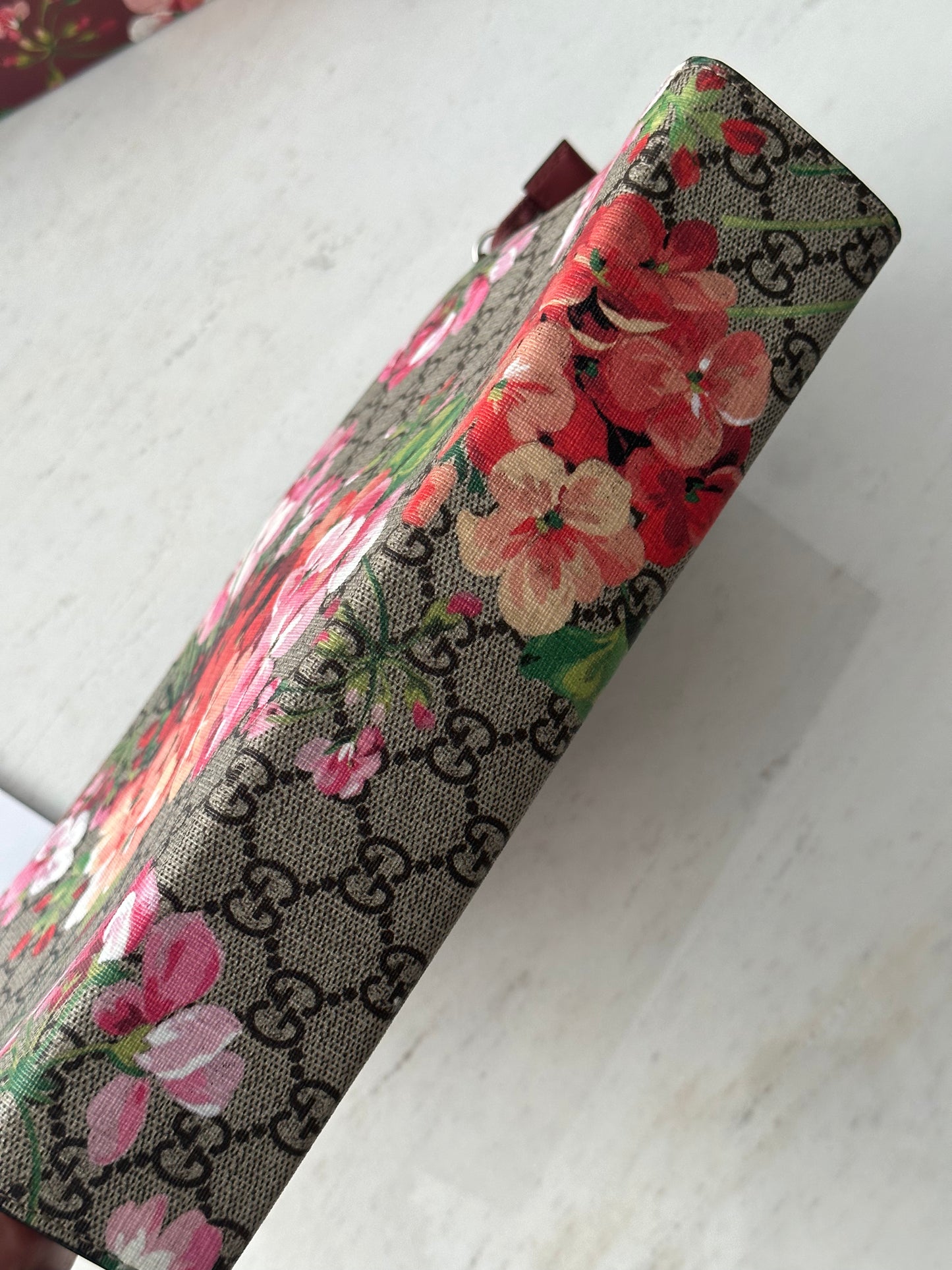 Gucci blooms toiletry large siye