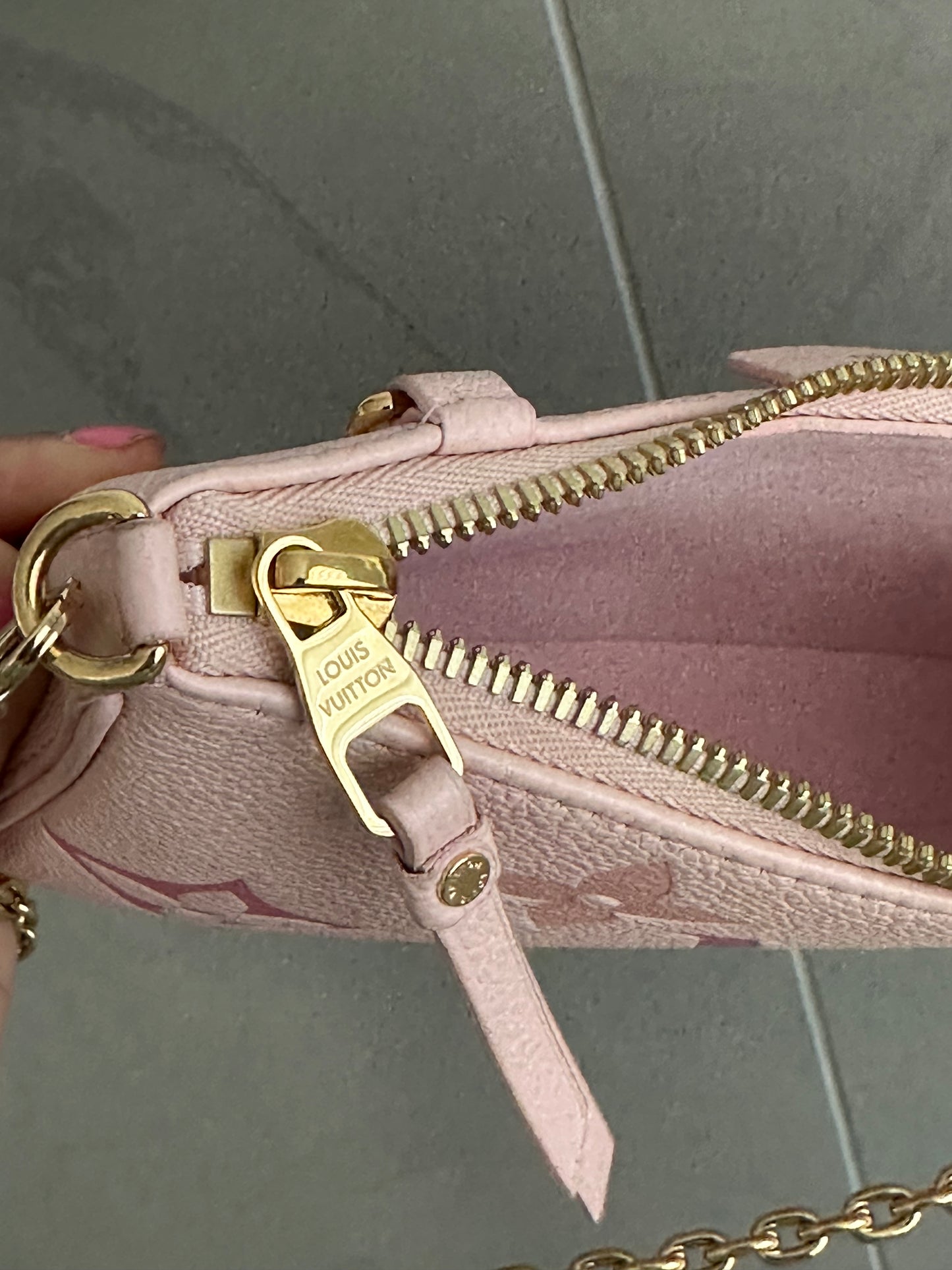 Louis Vuitton Easy Pouch Monogram Empreinte leather. Gradient collection.