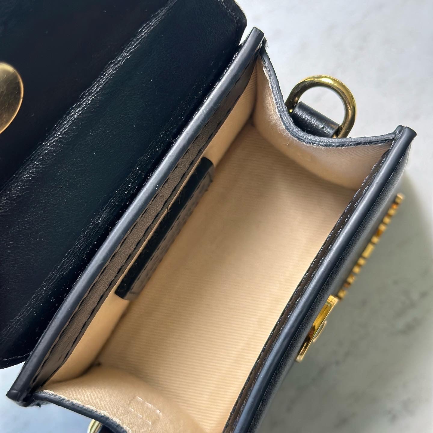 Jacquemus le chiquito bag. black
