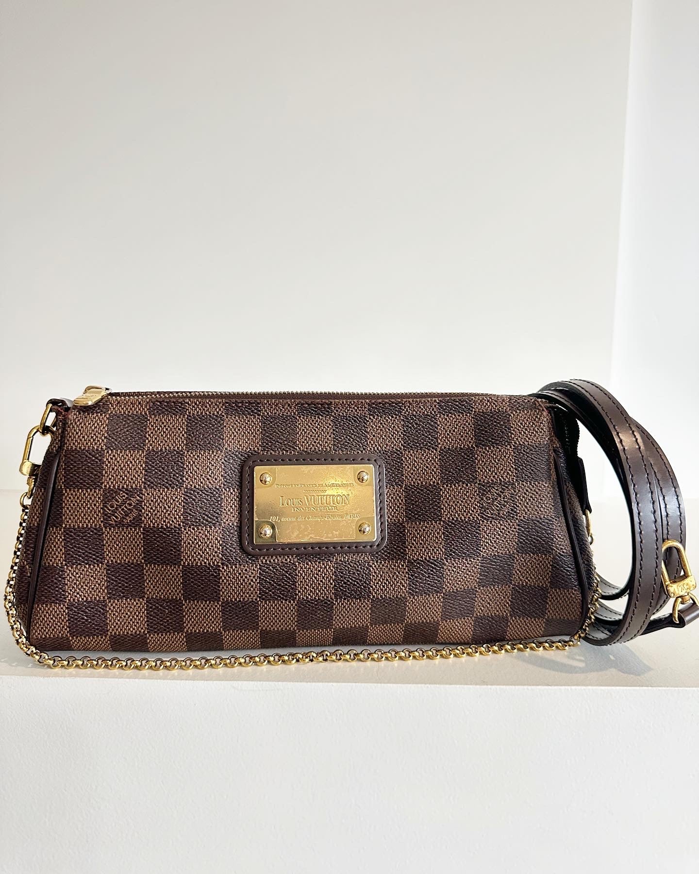 Louis Vuitton Eva Clutch DE