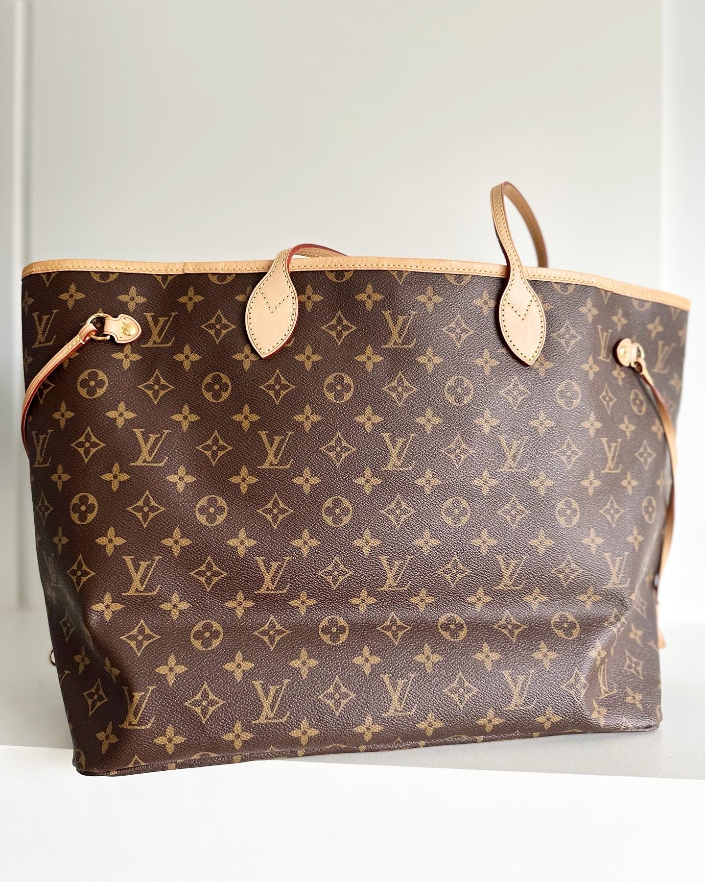Louis Vuitton Neverfull GM monogram w/pouch