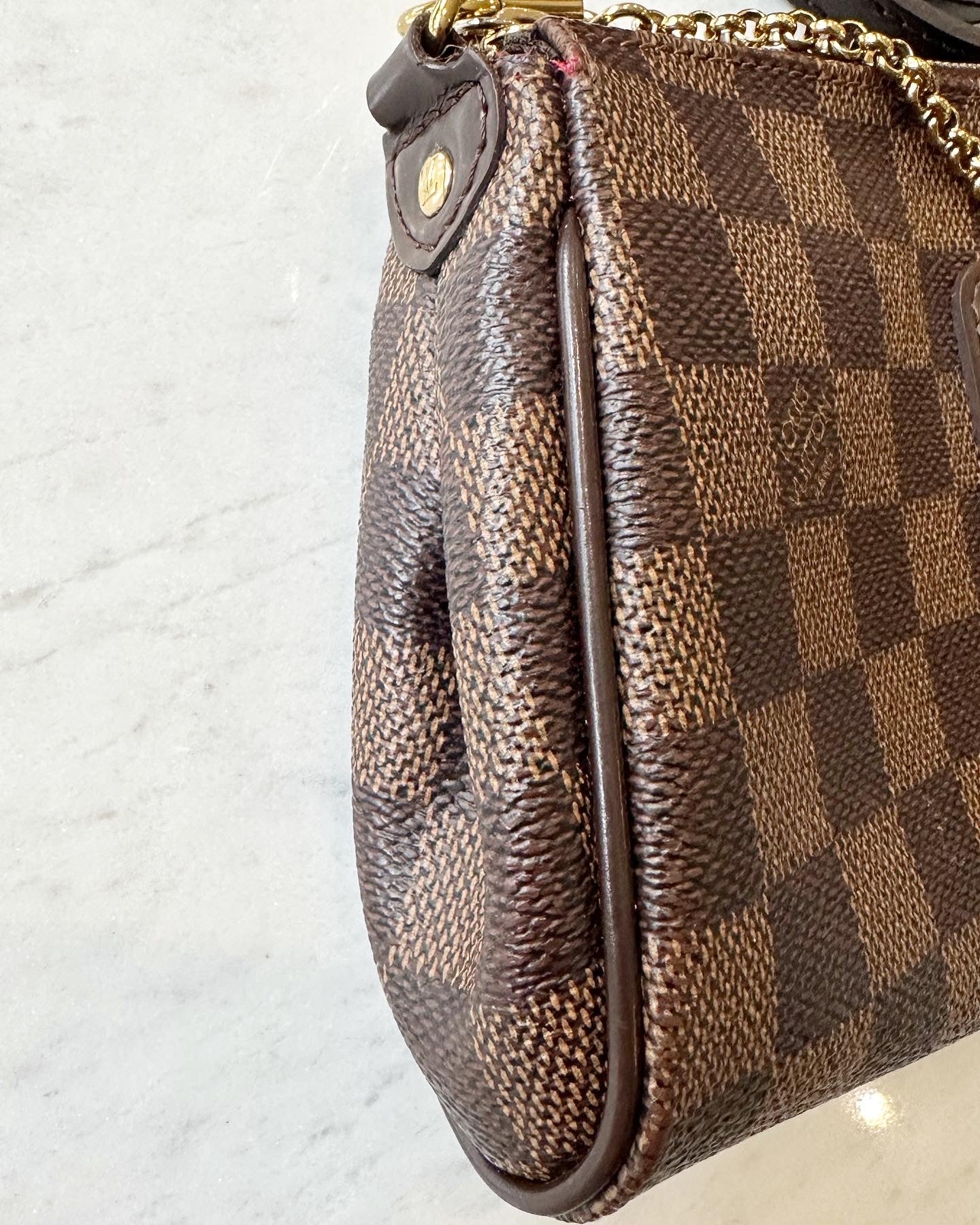 Louis Vuitton Eva Clutch DE