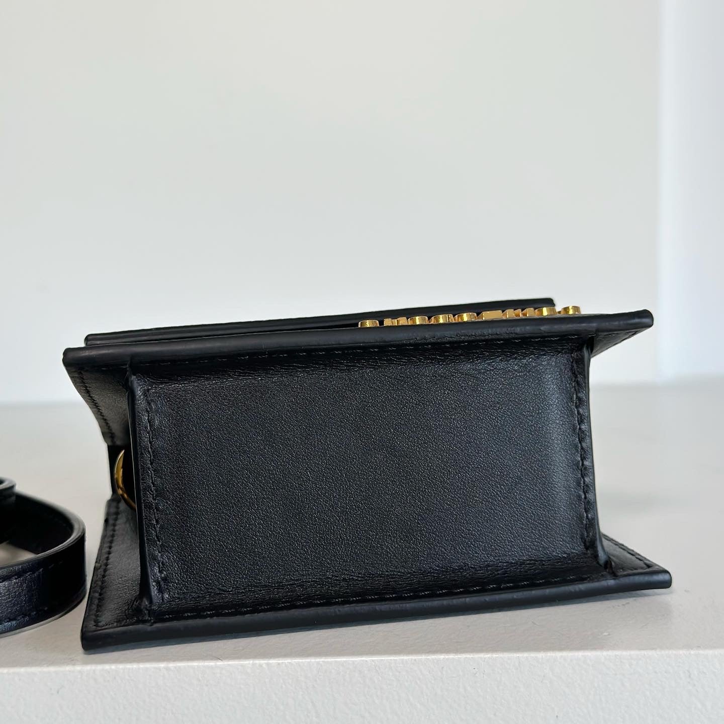 Jacquemus le chiquito bag. black