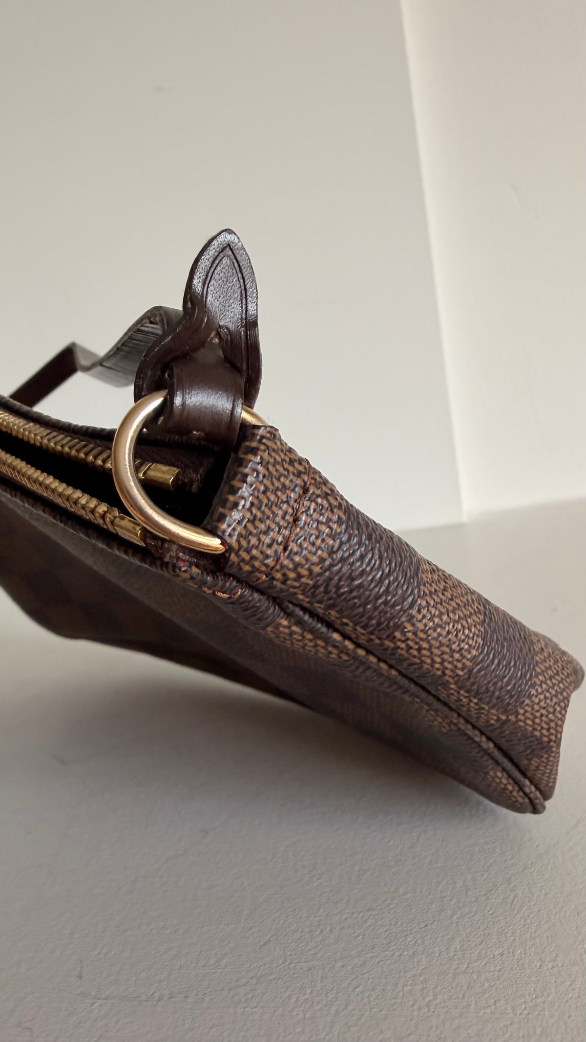 Louis Vuitton Damier Ebene Pochette