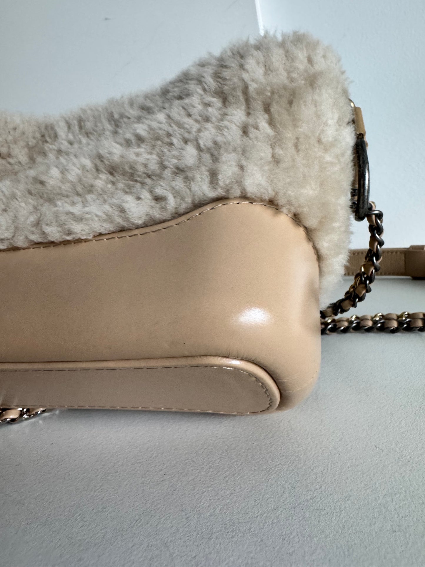 Chanel Gabrielle Hobo Small Shearling beige