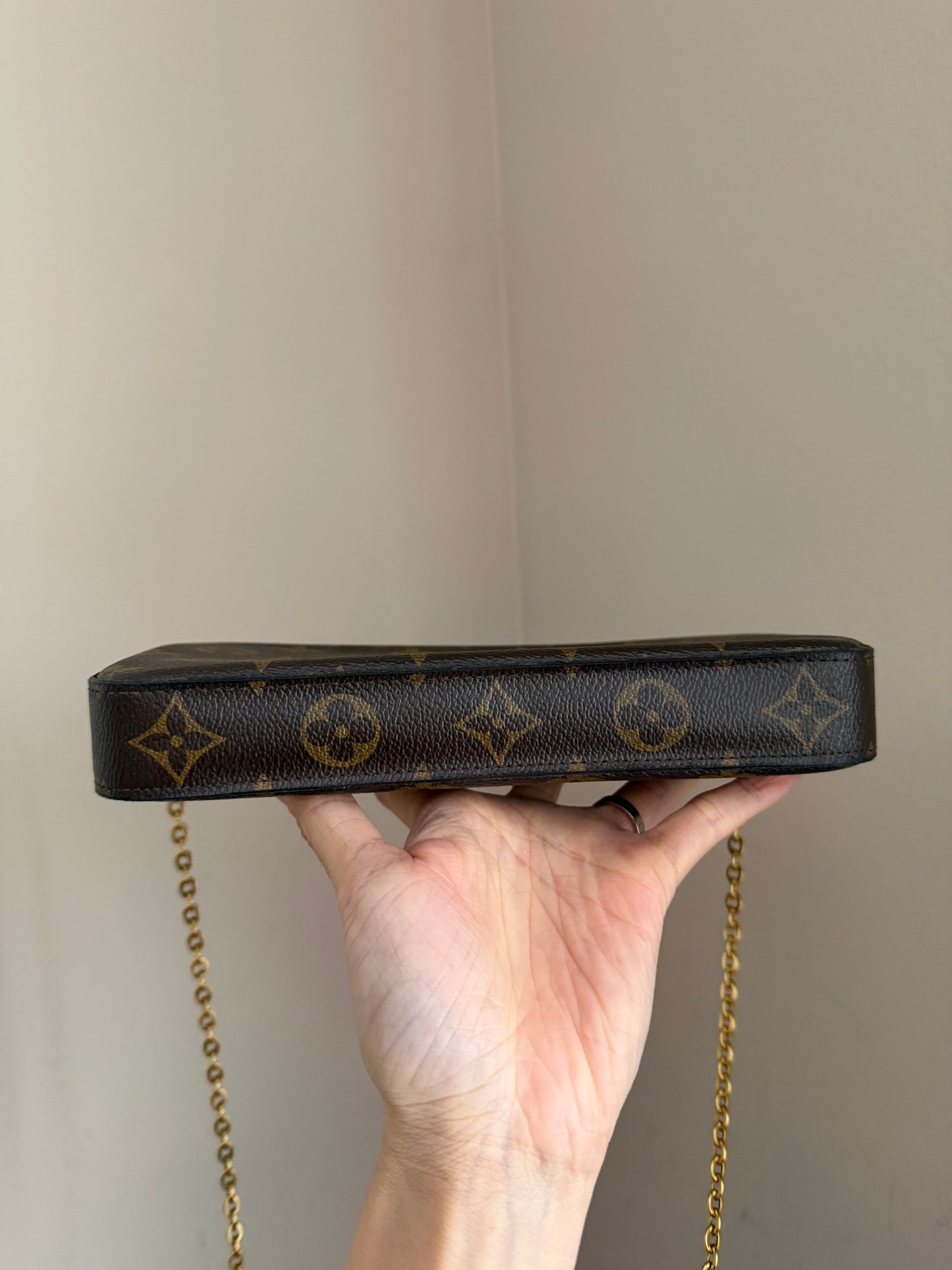 Louis Vuitton felicie pochette monogram