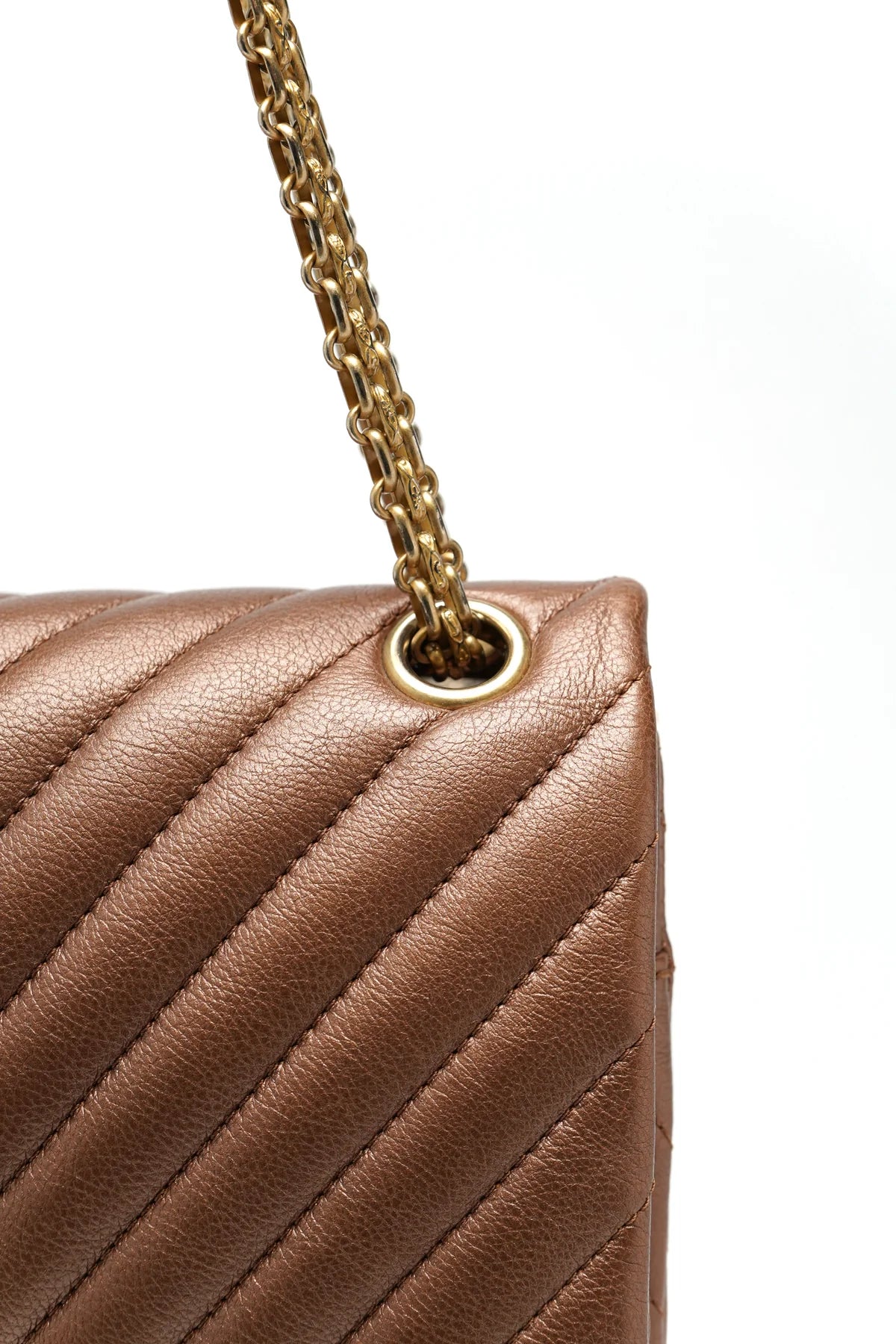 Chanel Metallic Calfskin Chevron Quilted 2.55 Reissue 226 Flap Gold