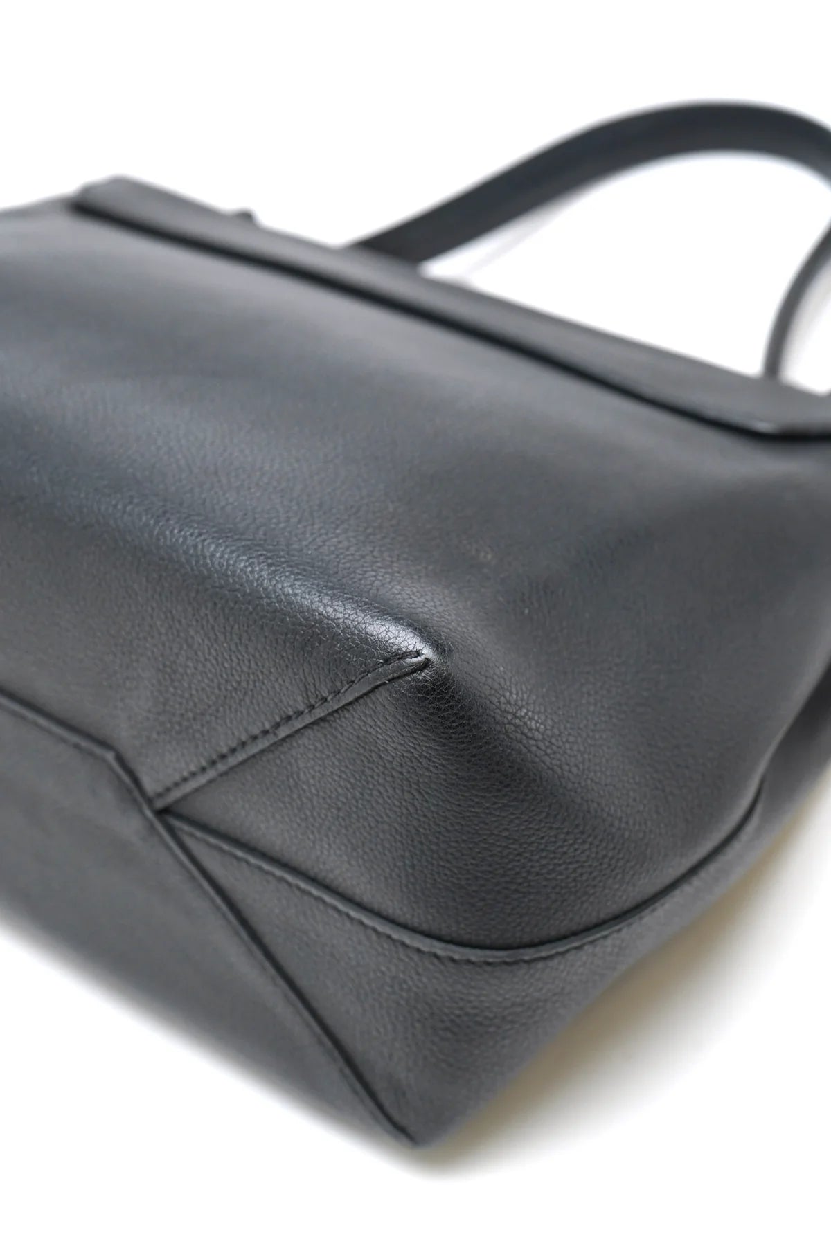 Louis Vuitton Calfskin Lockme PM Black