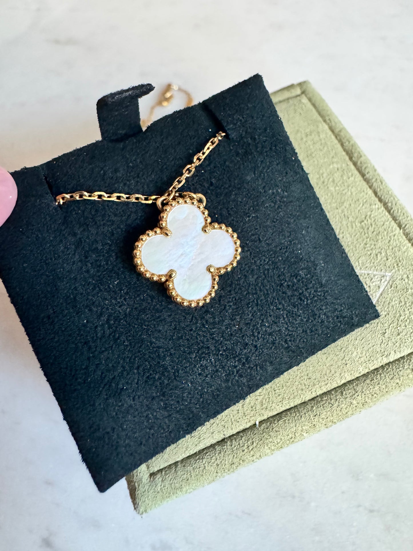 Van Cleef & Arpels Vintage MOP necklace