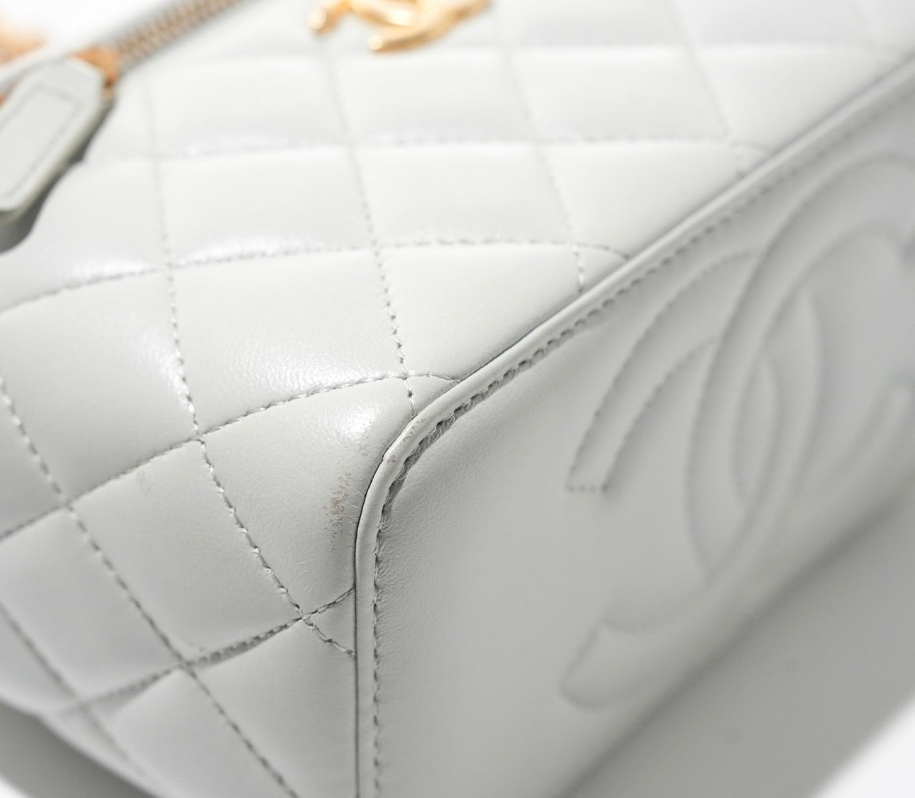 Chanel Long Vanity Camellia Crush Chain